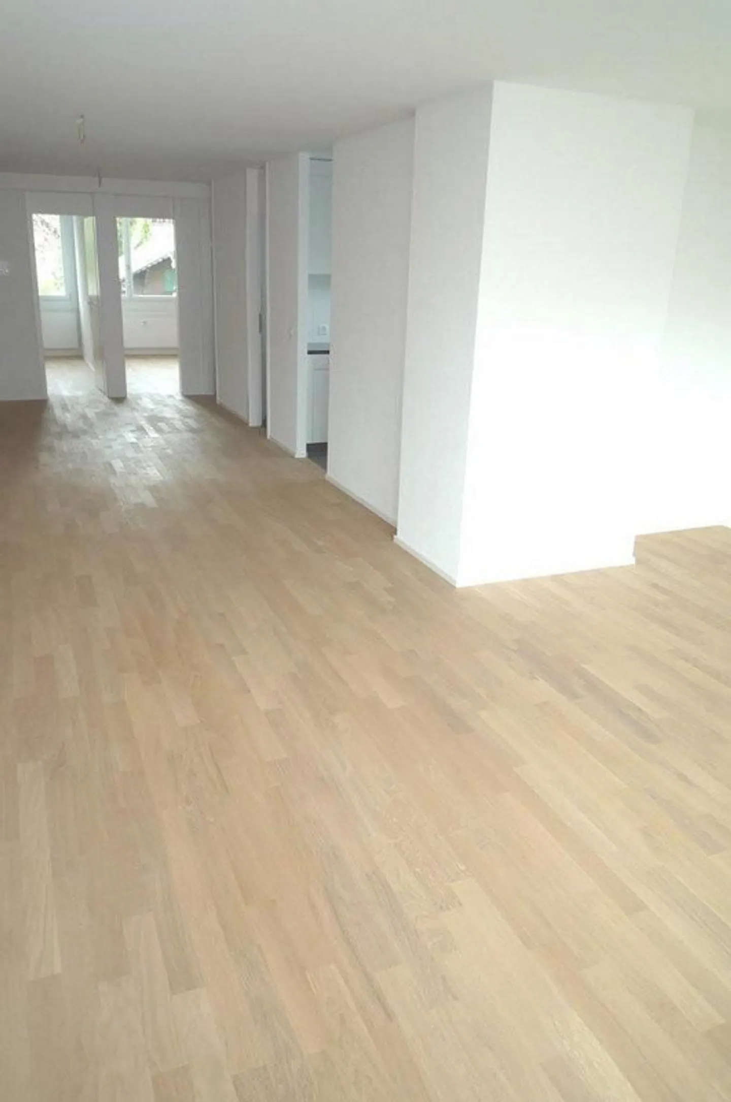 Appartamento di 4,5 stanze a Niederscherli - Foto 3 di 9
