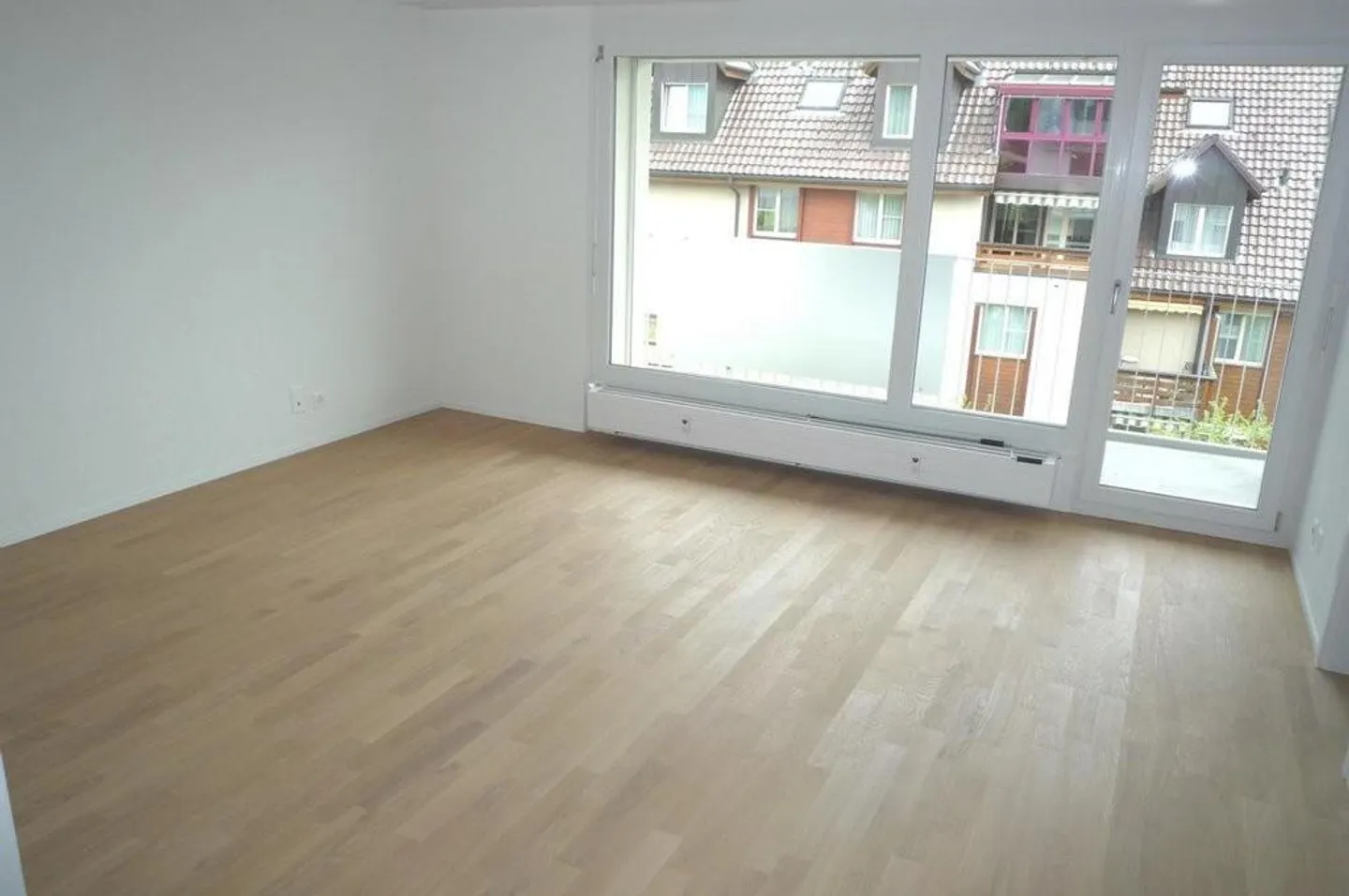Appartamento di 4,5 stanze a Niederscherli - Foto 2 di 9