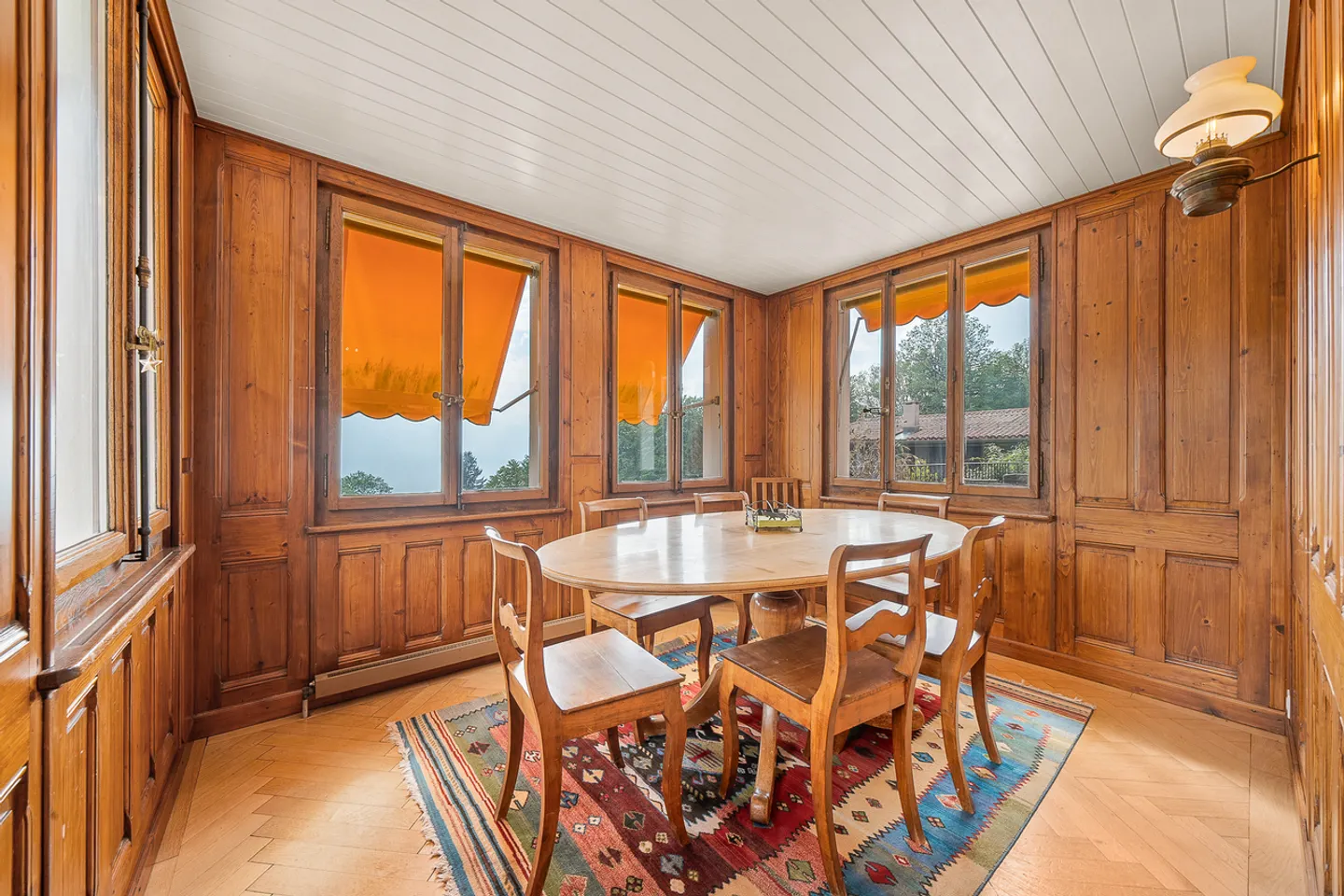 Wunderschönes Einfamilienhaus mit herrlichem Blick auf den See - Foto 2 von 12