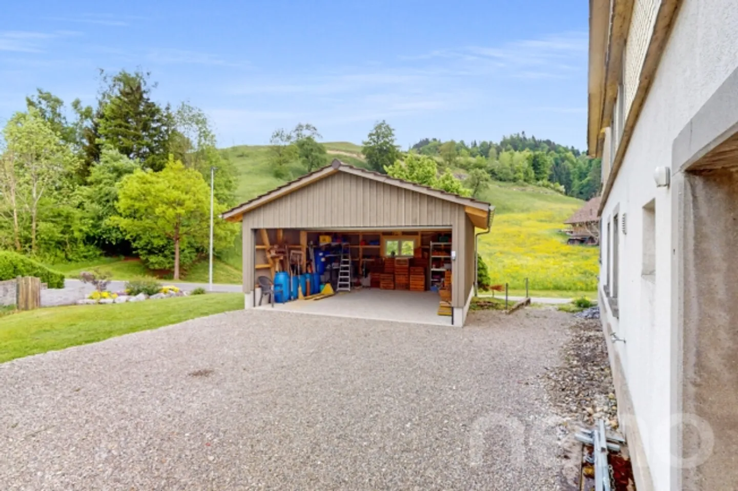 «Reihenhaus mit viel Potenzial  in idyllischer Lage in Fischenthal» - Foto 3 von 11