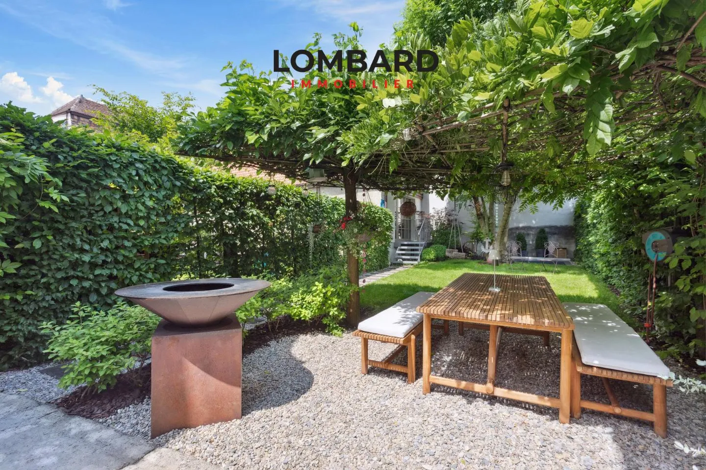 Villa mit 12 Zimmern - Foto 1 von 12