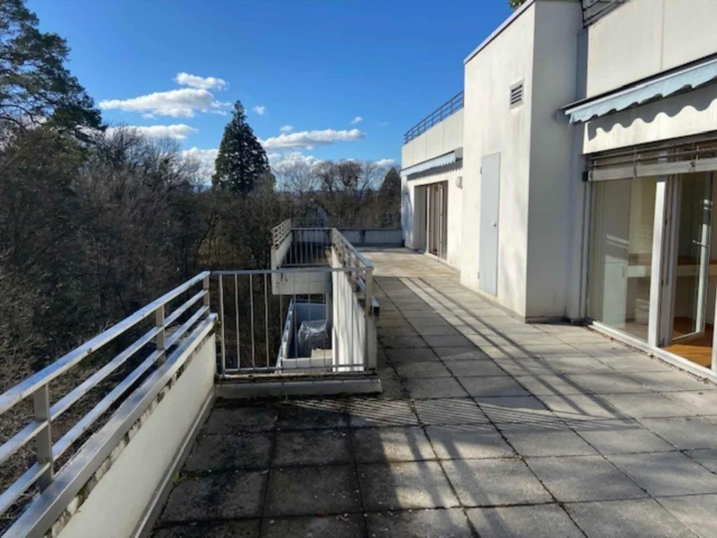 Attique 7 pièces - Photo 2 sur 12