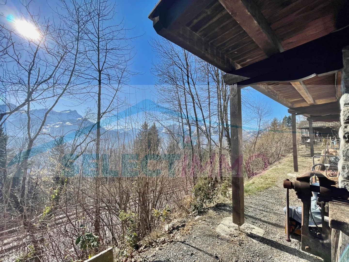 Chalet Incantevole con Vista Montagna - Foto 3 di 12