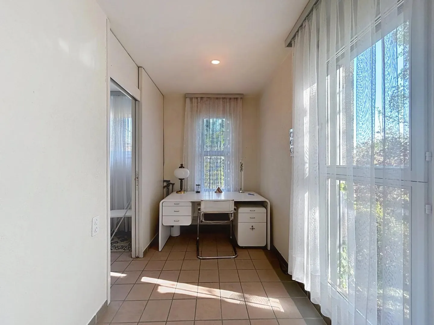 Villa indipendente nelle alture di Neuchâtel, vista lago e alpi - Foto 7 di 12