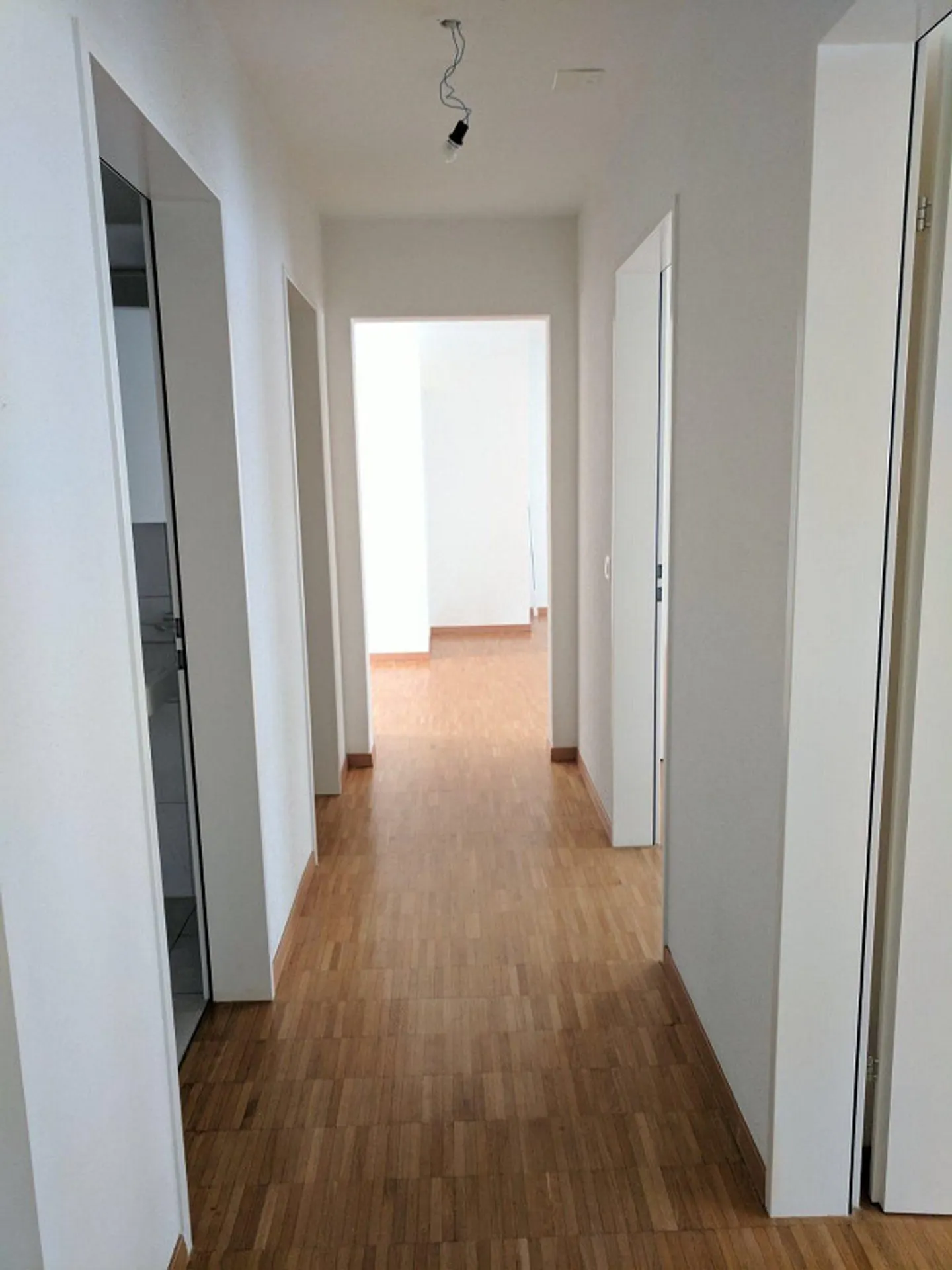 Appartamento 4.5 stanze a Pfungen - Foto 4 di 11