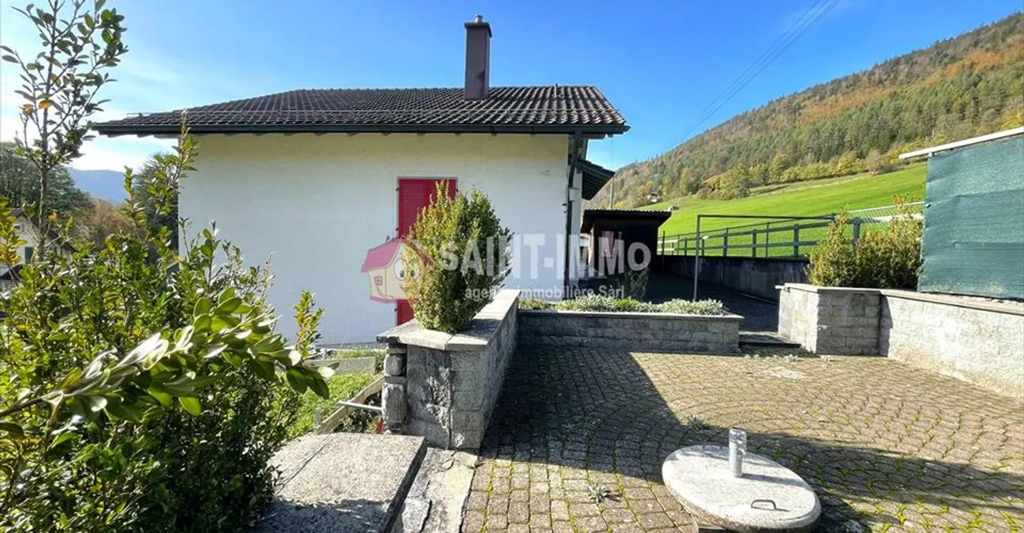 Maison Familiale avec Jardin - Photo 2 sur 30