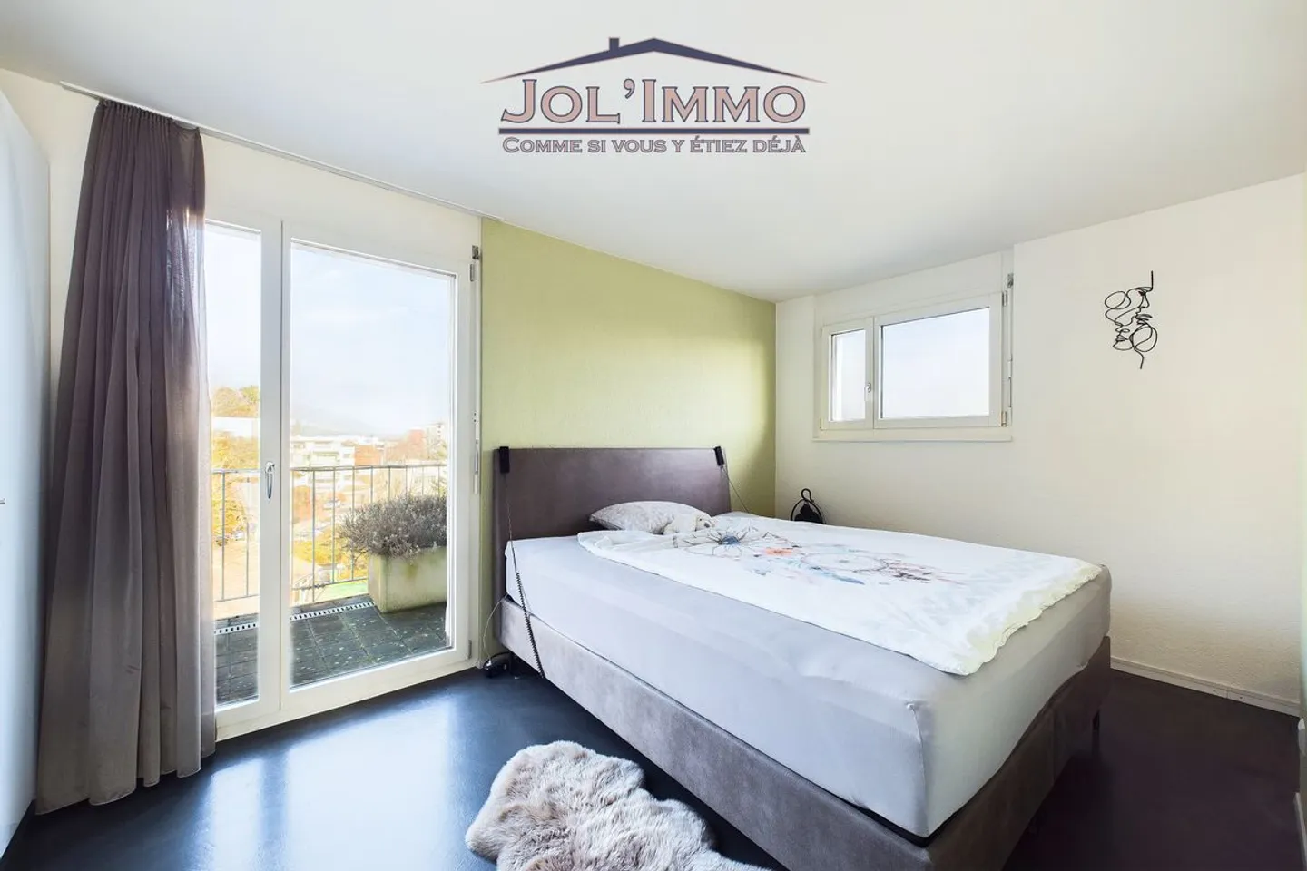 Attico con vista panoramica a 360° a Biel - Un'opportunità unica! - Foto 9 di 13