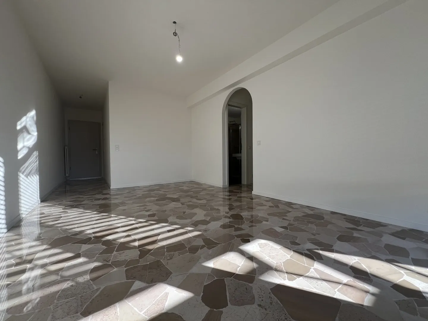 Appartamento 3.5 locali ristrutturato - Foto 6 di 10