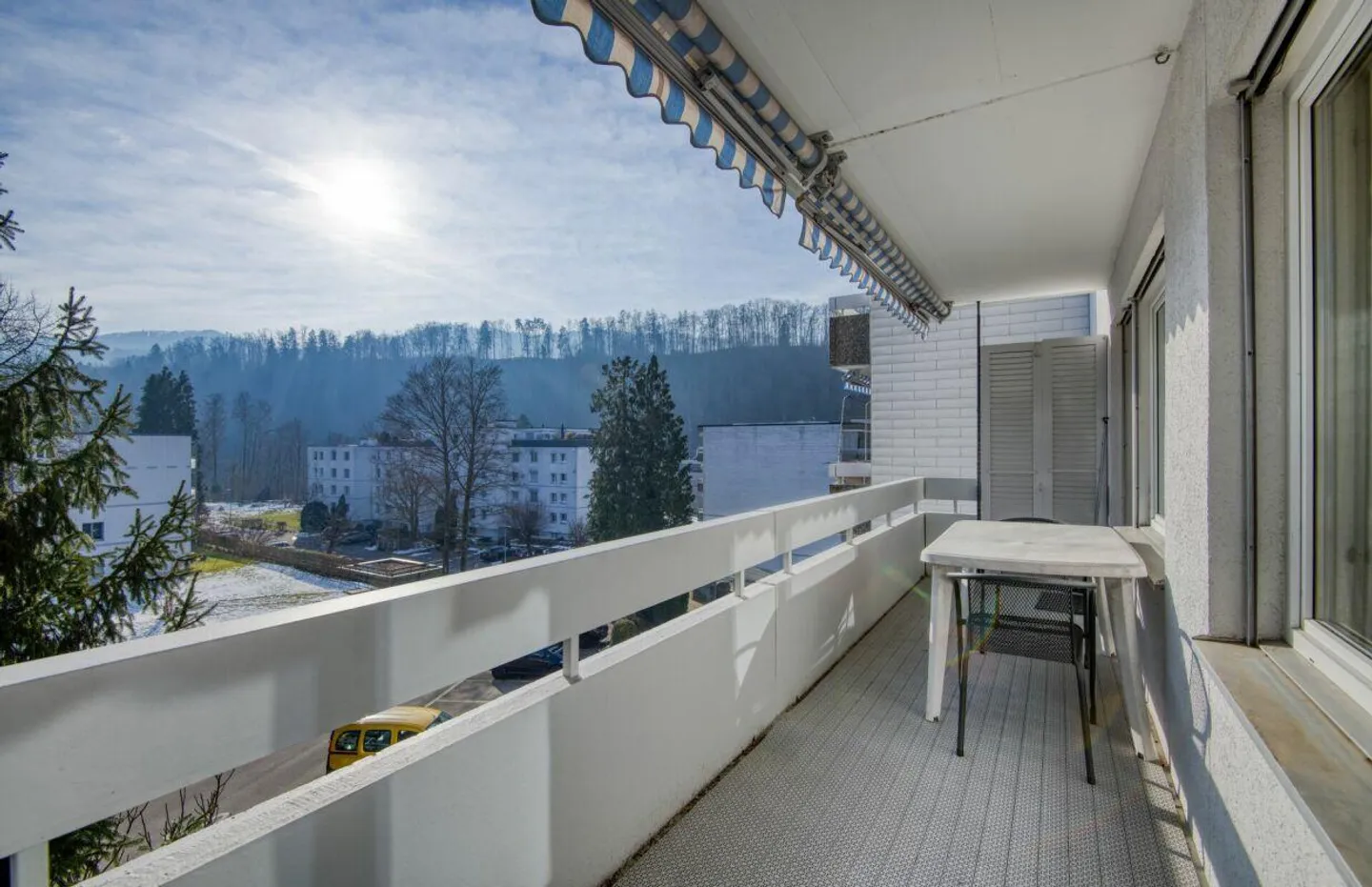 Sun and City Proximity: 3½-ROOM APARTMENT IN A POPULAR LOCATION - Photo 4 of 12