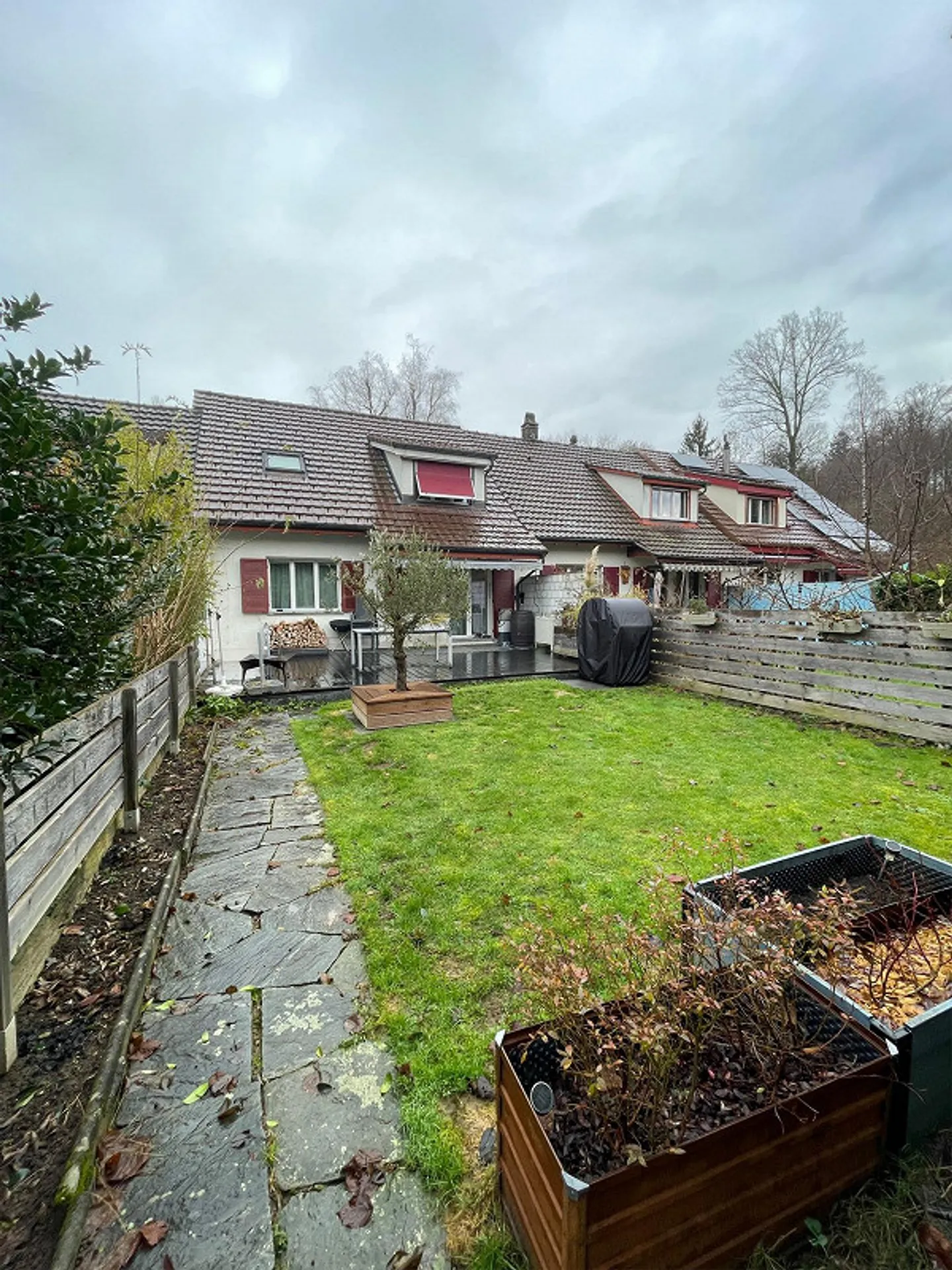 Maison mitoyenne dans le populaire Wylerguet - Photo 1 sur 9