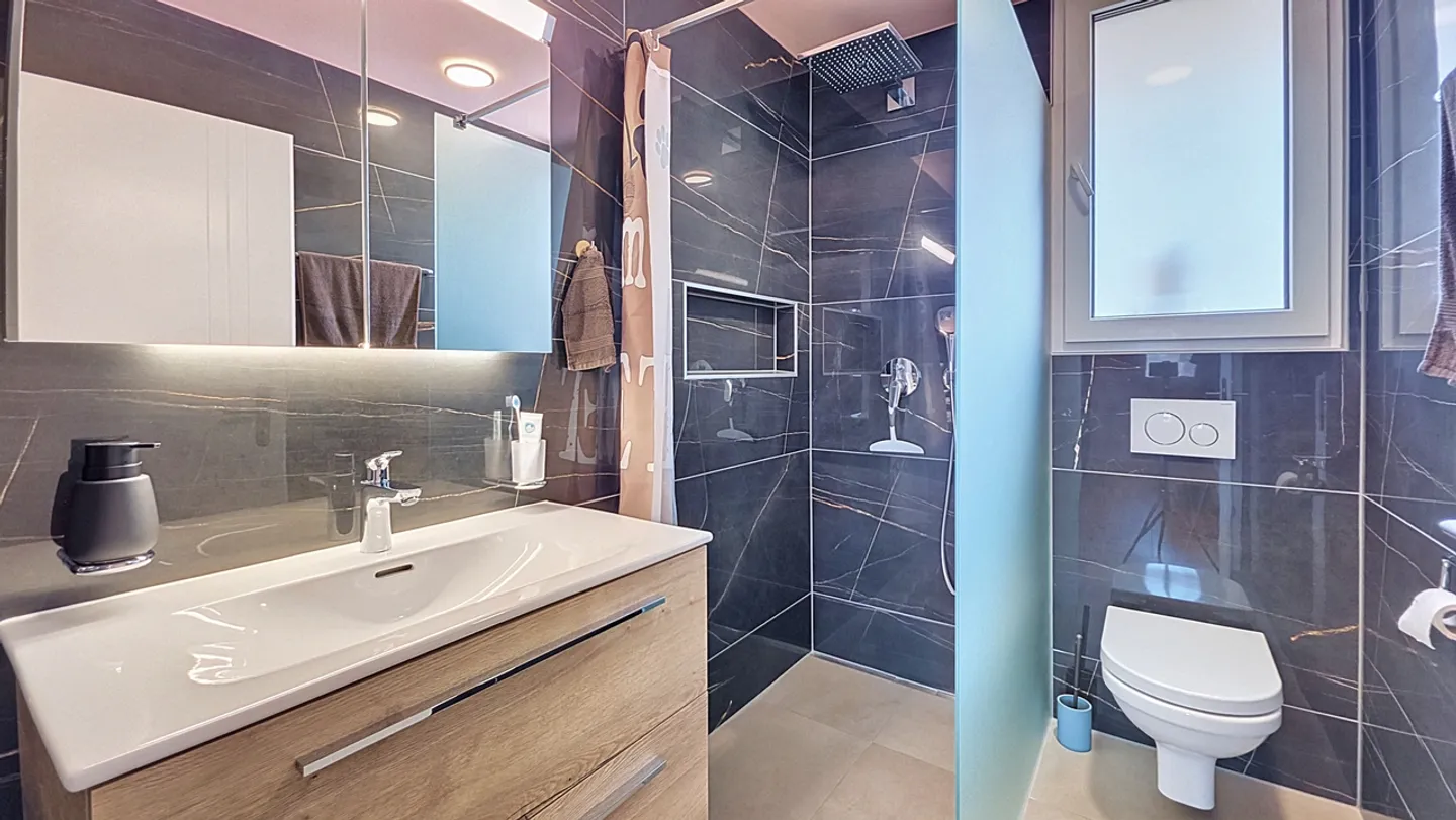 Villa familiale avec 5,5 pièces à Portalban / FR - Photo 21 sur 23