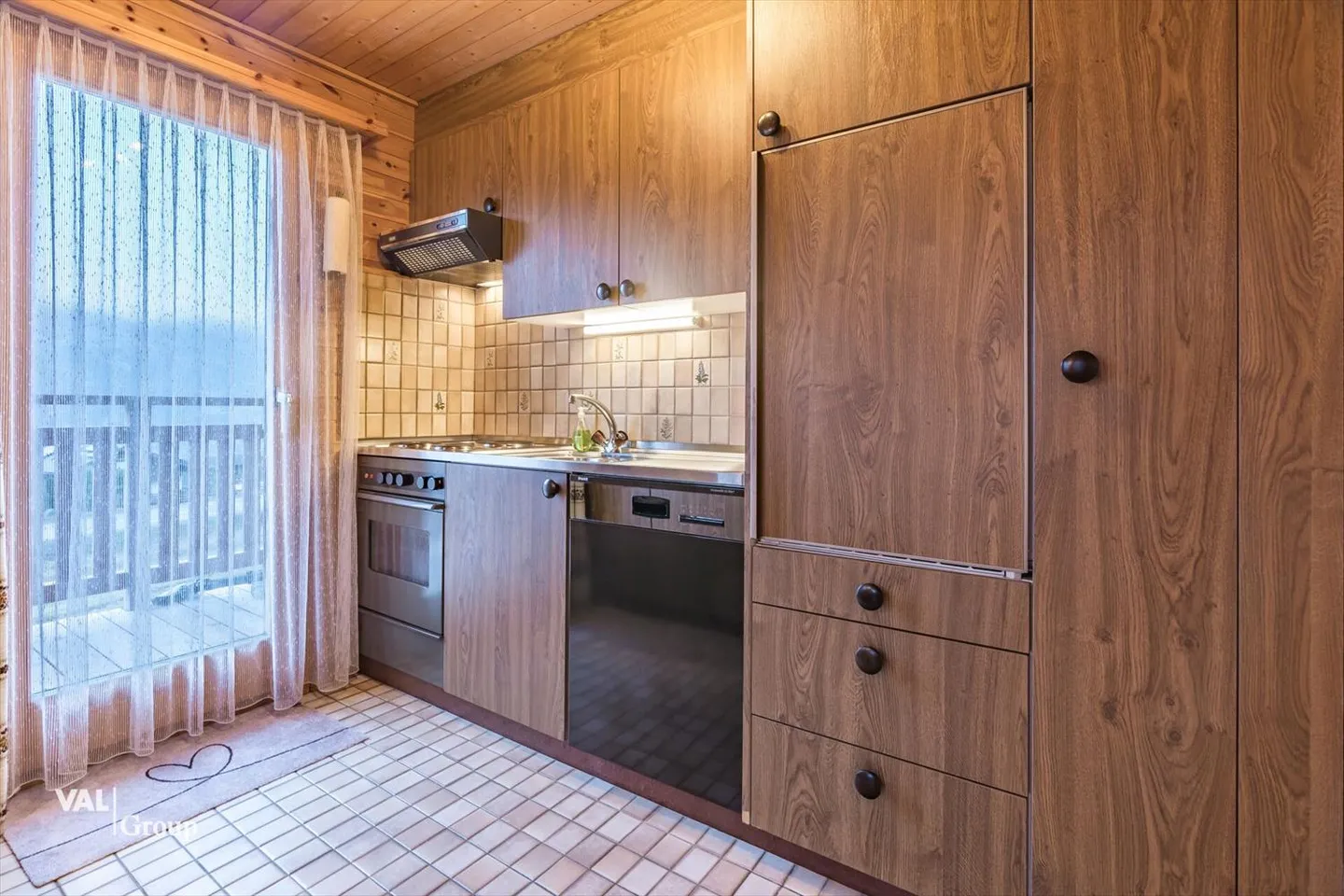 Chalet affascinante con vista panoramica mozzafiato - Foto 7 di 13