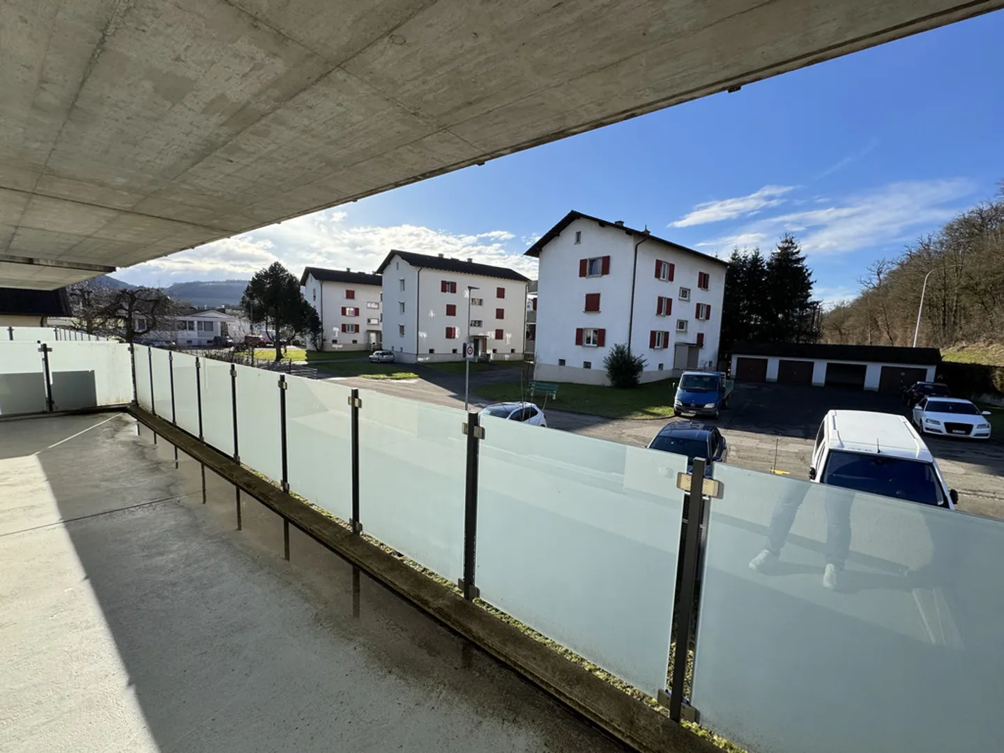 Maison moderne avec terrasse - Photo 1 sur 11