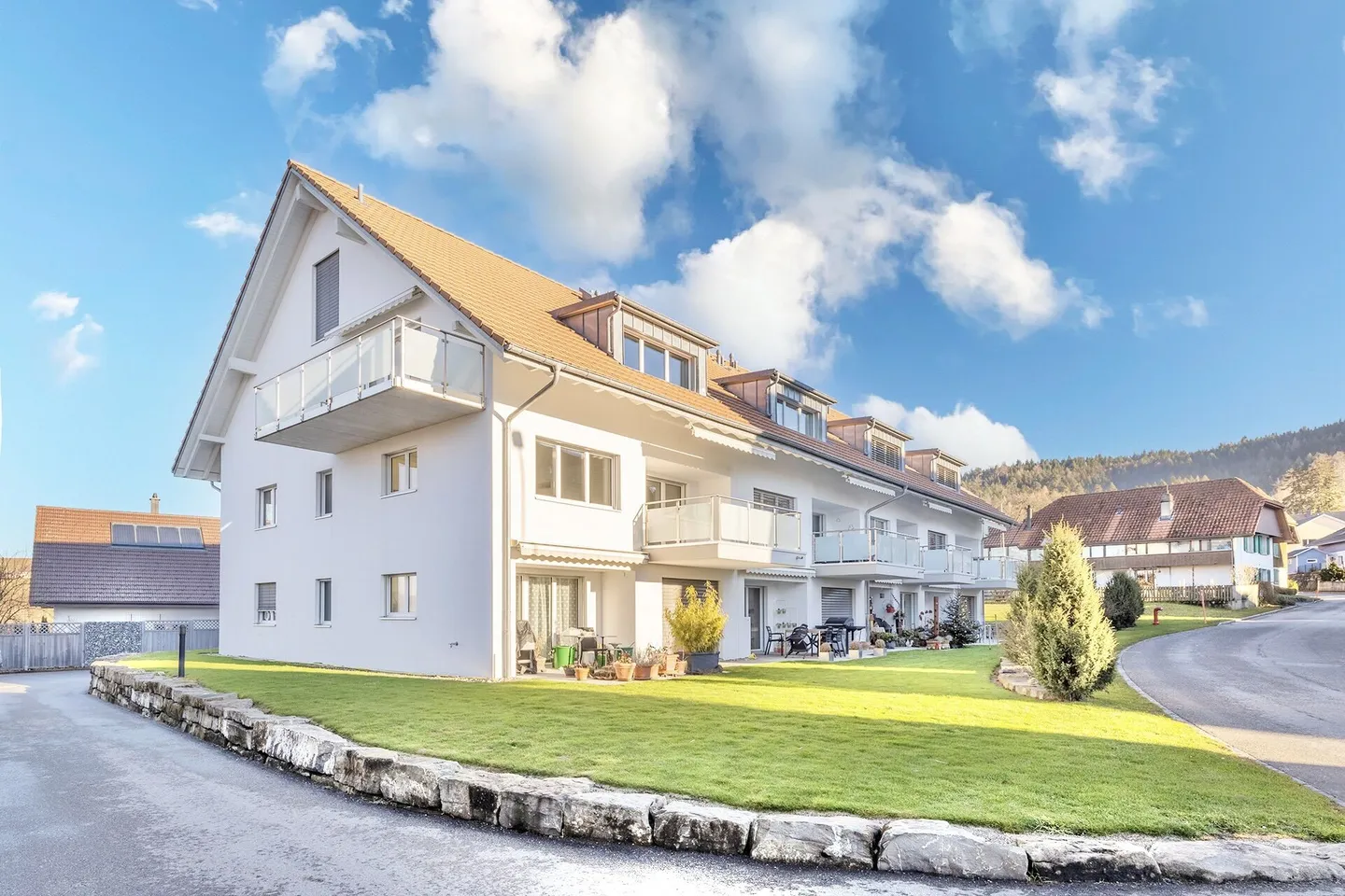 Appartamento attraente di 3,5 stanze con area giardino - Foto 8 di 13