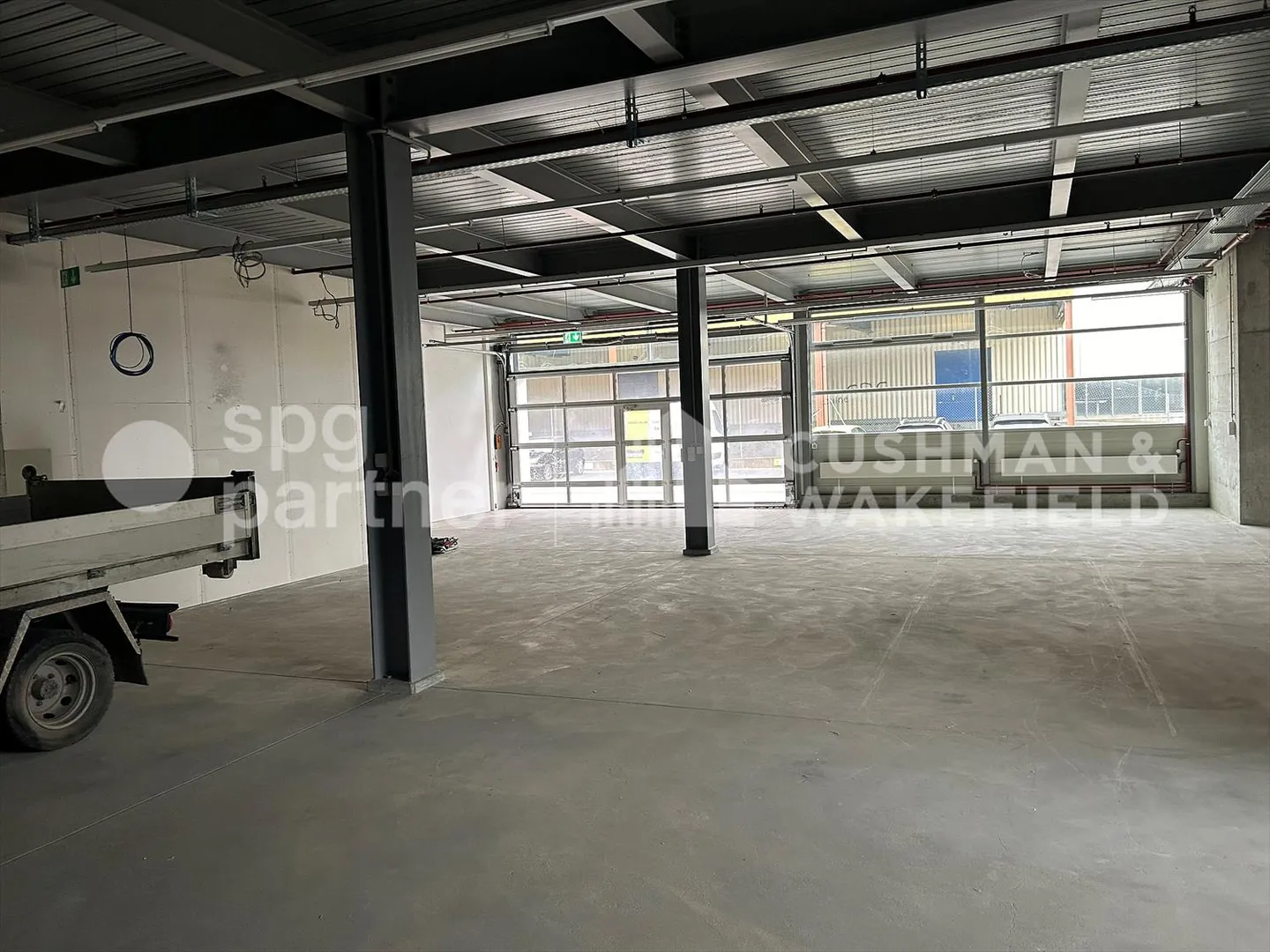 Büros und Werkstätten Plug &amp; Play in einer strategischen Zone - Photo 7 sur 9