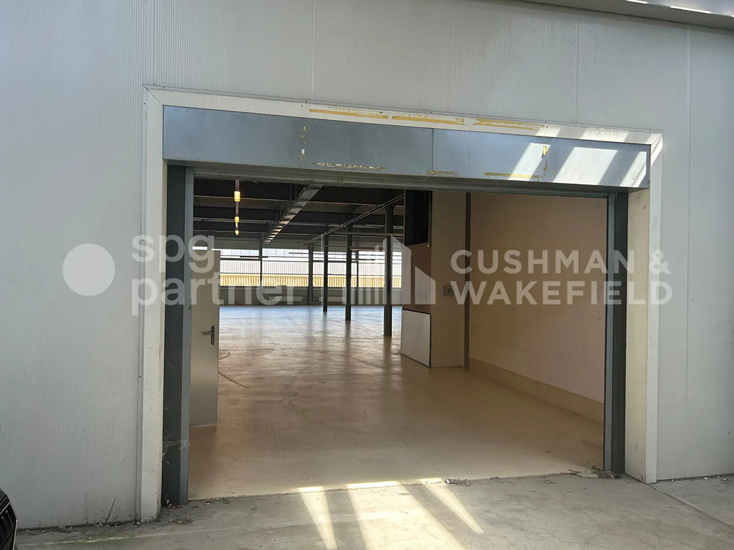 Büros und Werkstätten Plug &amp; Play in einer strategischen Zone - Photo 8 sur 9