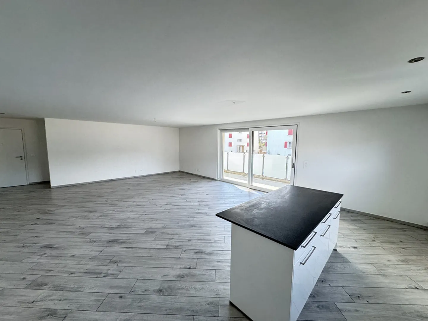 Maison moderne avec terrasse - Photo 5 sur 11