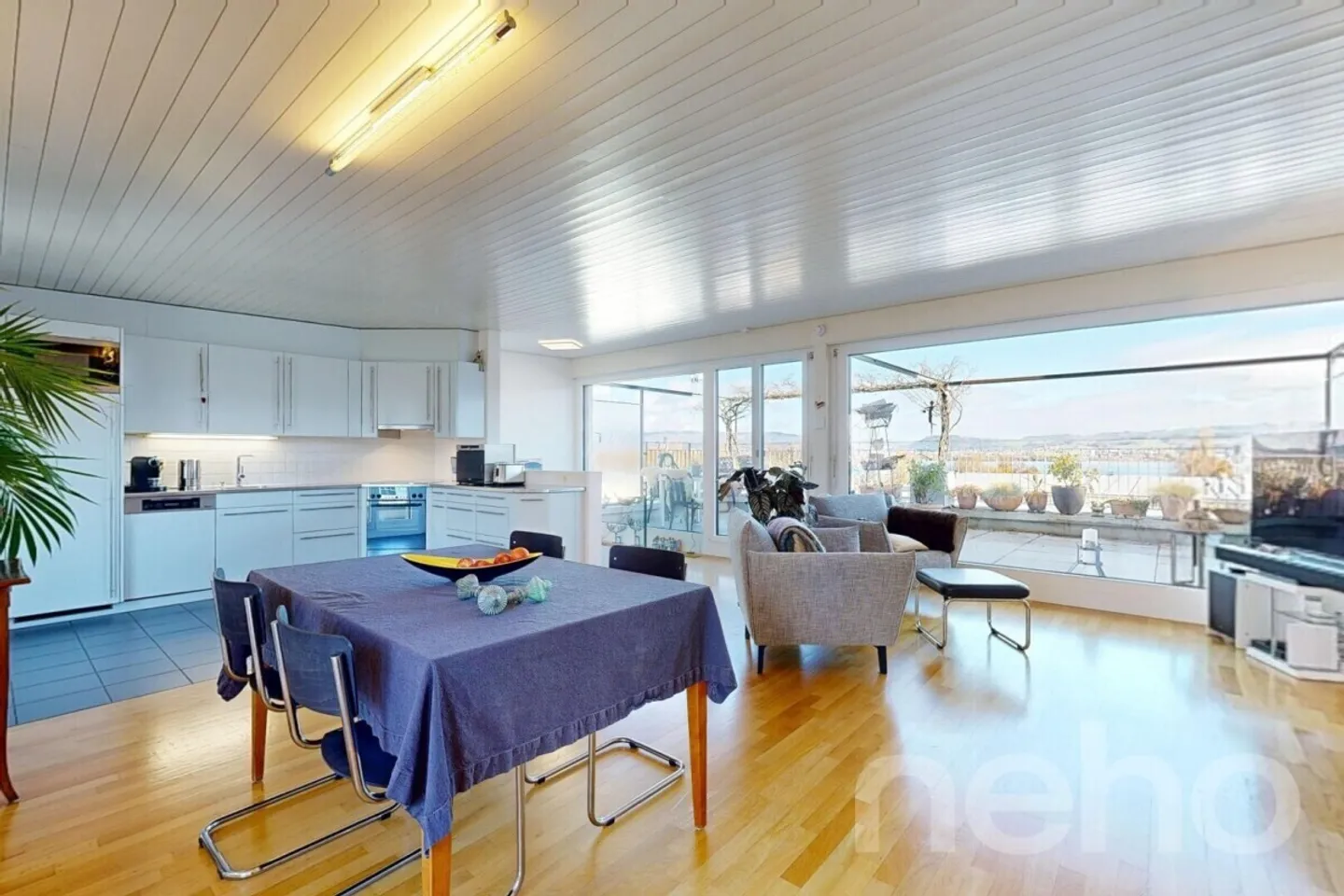 Appartamento duplex di 4,5 locali con vista lago a Hünenberg See - Foto 3 di 12