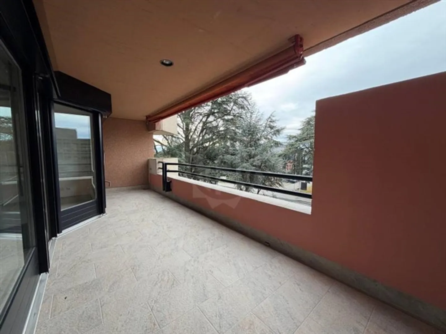 Charmante Wohnung in Nyon - Foto 5 von 12