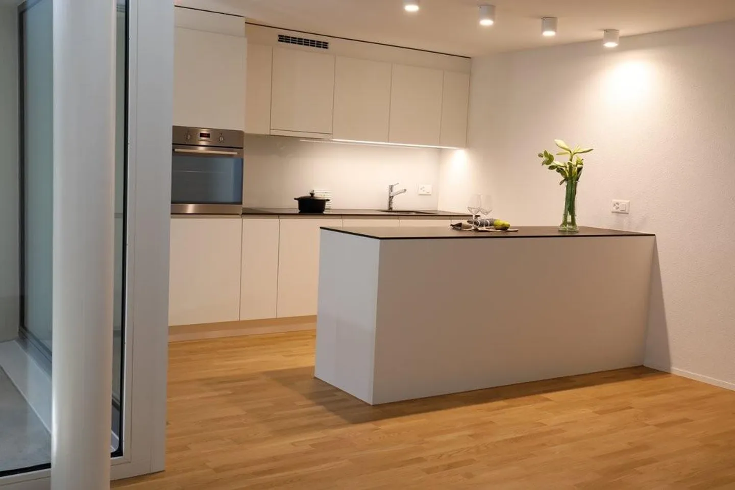 Modern and beautiful living in Wabern! - Photo 2 of 6