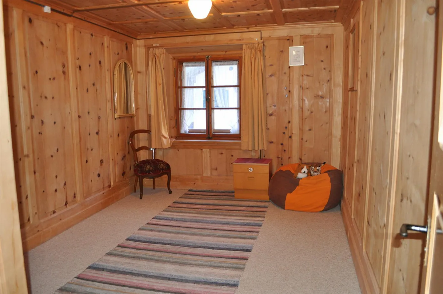 Spacious farmhouse with barn building in Fuldera - Photo 10 of 15