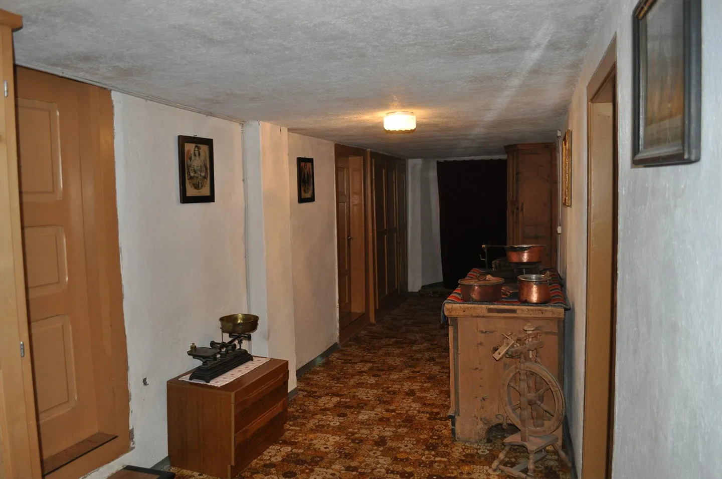 Spacious farmhouse with barn building in Fuldera - Photo 9 of 15
