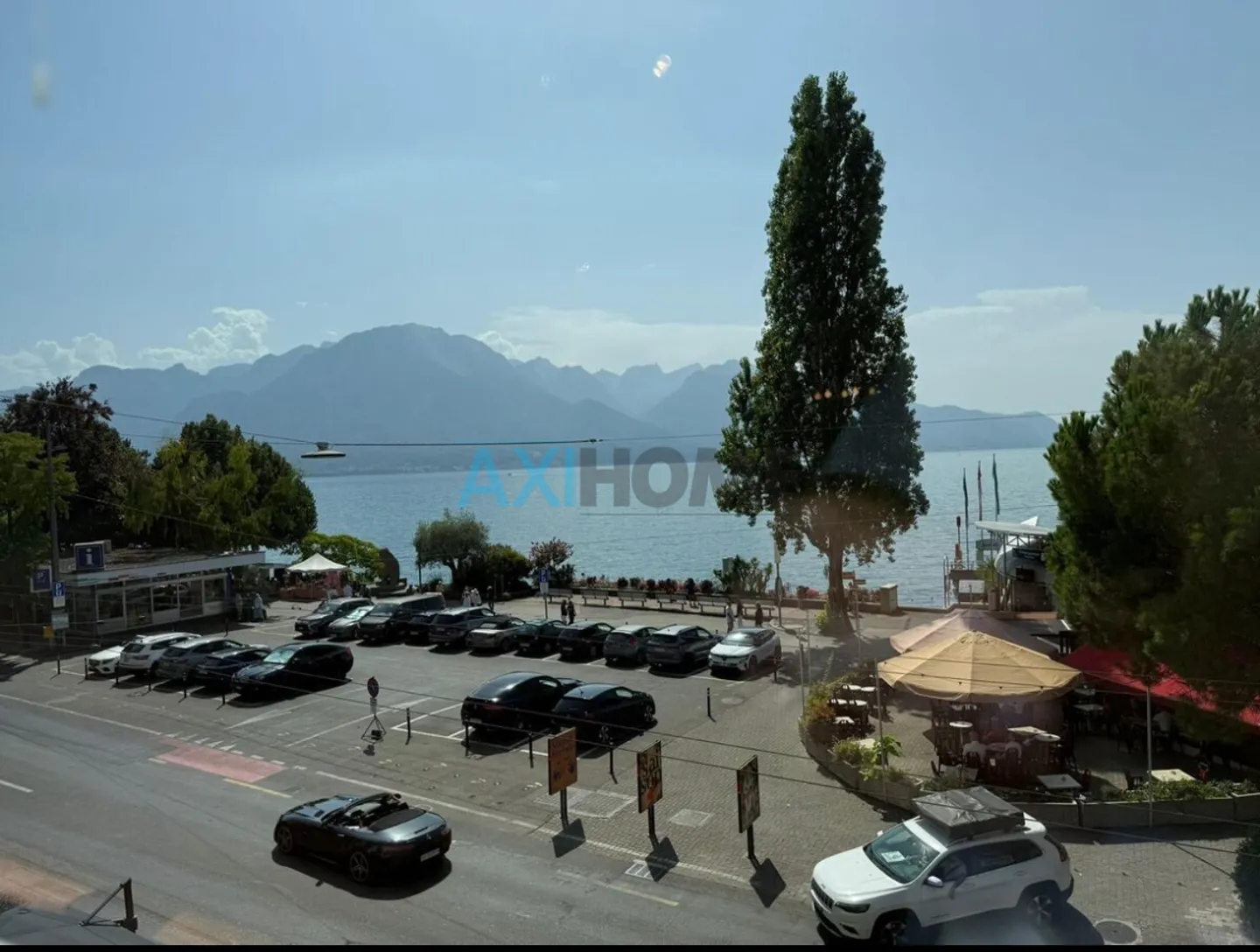 In Esclusiva! Sublime appartamento di 4,5 locali di fronte al molo di Montreux - Foto 1 di 20