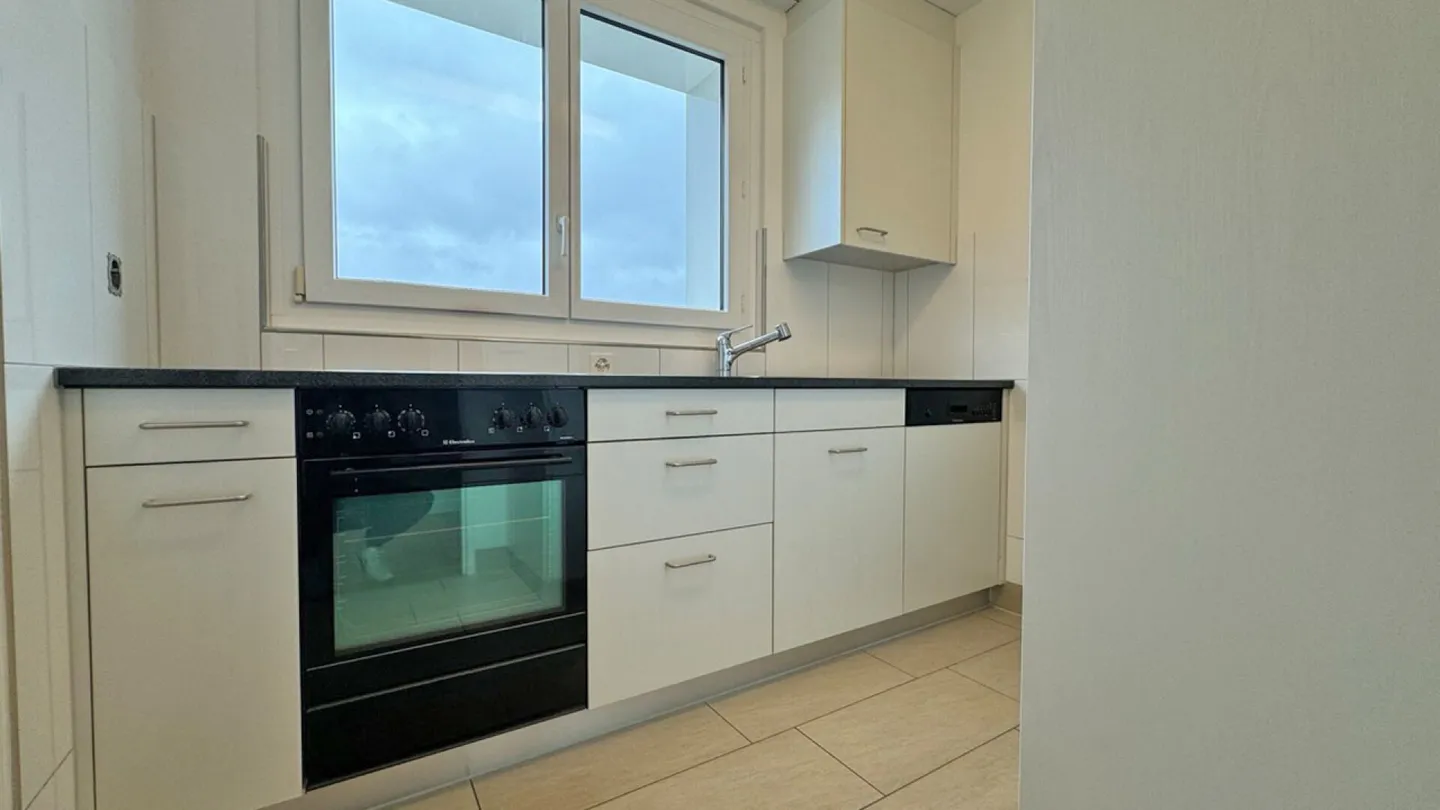 Appartamento 4,5 locali (3° piano a destra) nel bel Herblingen - Foto 4 di 11