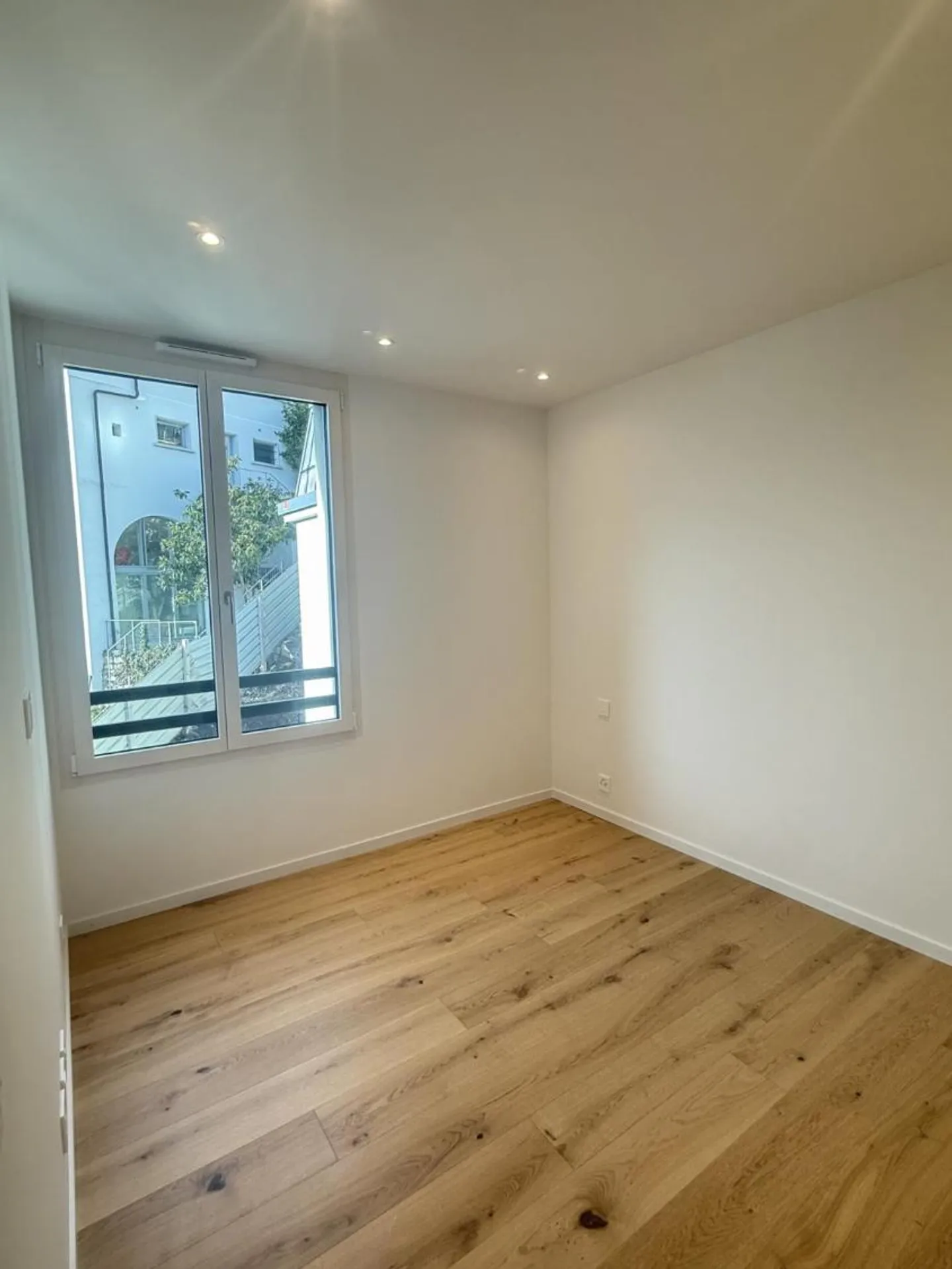 Appartamento nuovo di 3,5 locali con una bella vista a Montreux - Foto 13 di 13