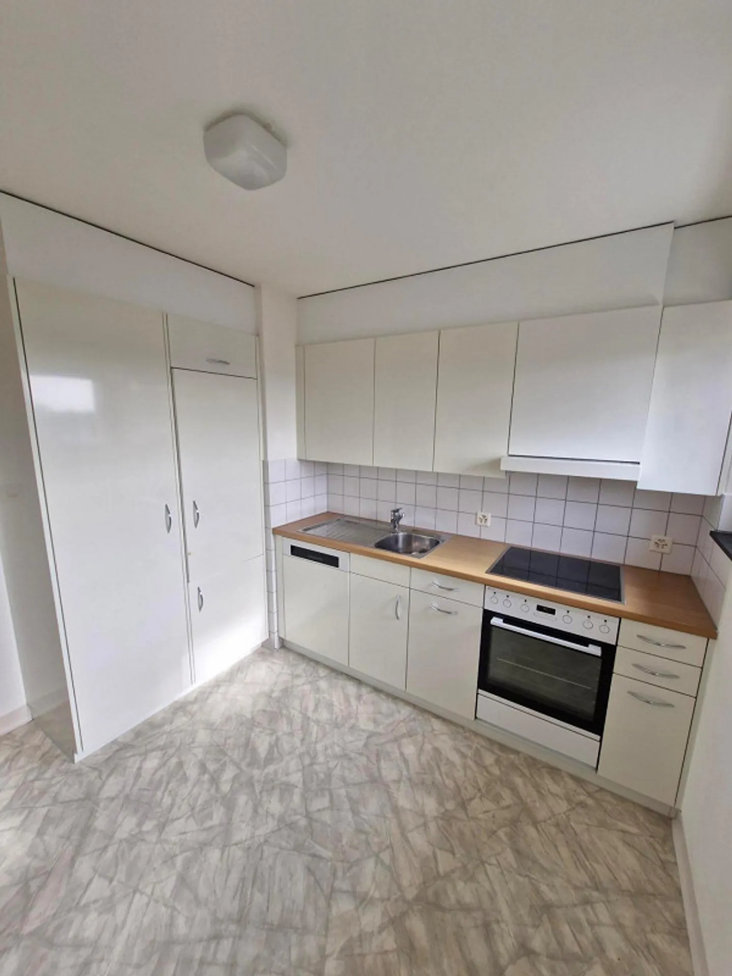 Zentrale 3-Zimmer-Wohnung in Wil zu vermieten - Photo 1 of 4