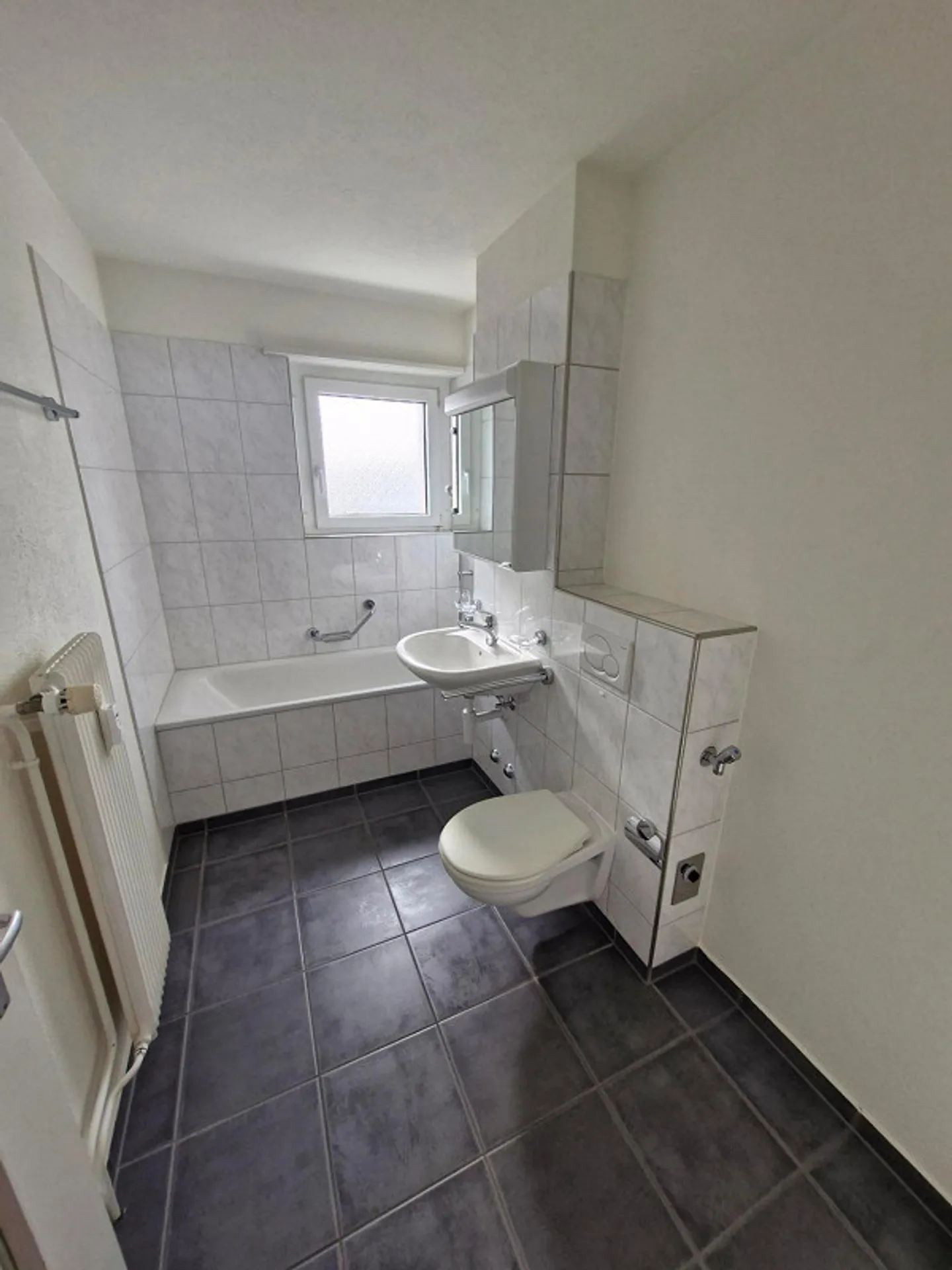 Zentrale 3-Zimmer-Wohnung in Wil zu vermieten - Photo 4 of 4