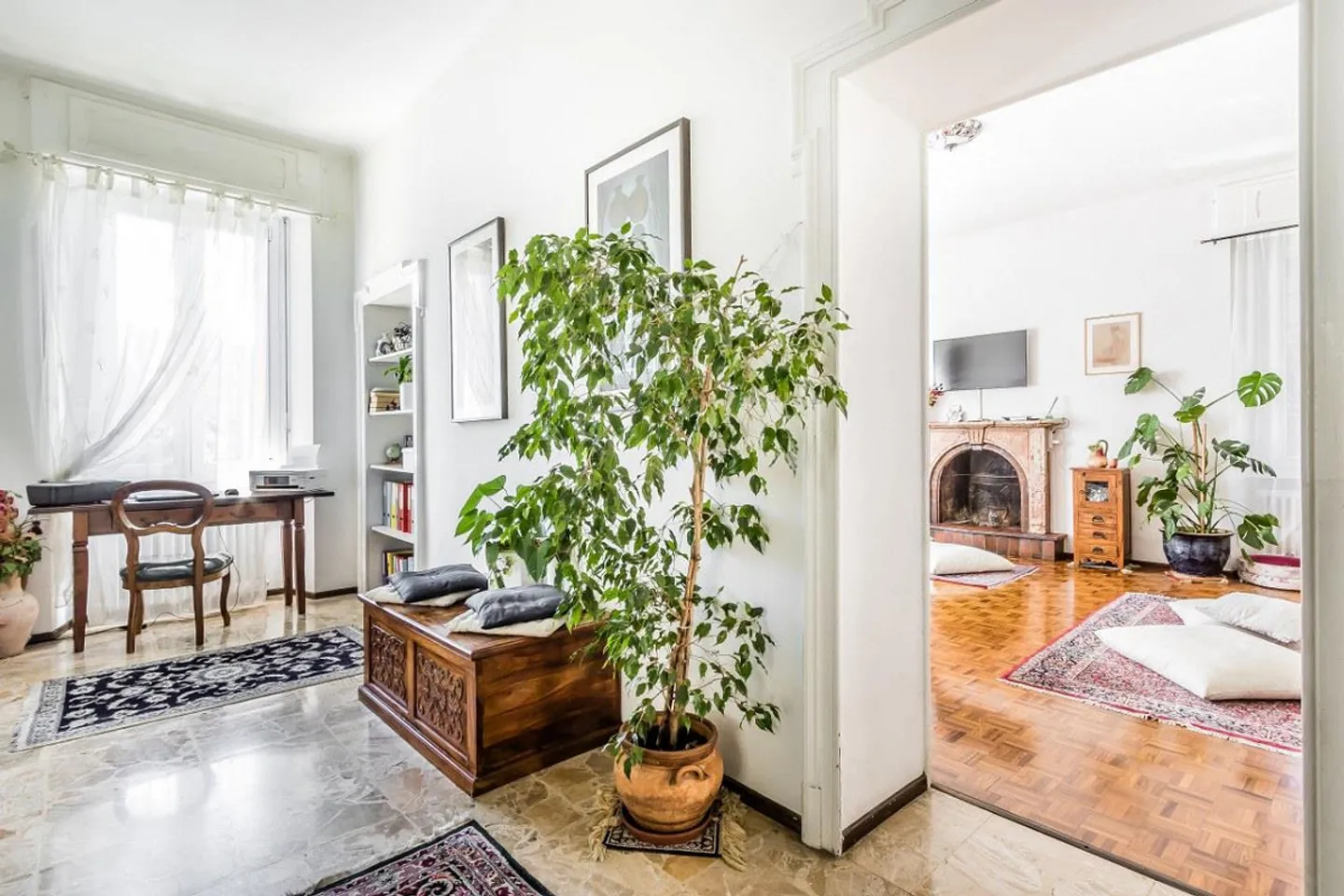 GRANDE OFFERTA - PROPRIETÀ CON DUE VILLE E GRANDE TERRENO - Foto 3 di 12