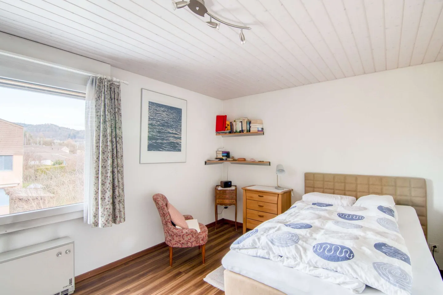 Familienfreundliches 6-Zimmer-Reiheneckhaus mit sonniger Ausrichtung und viel Freiraum für Leben, Arbeiten und Spielen - Photo 11 of 34