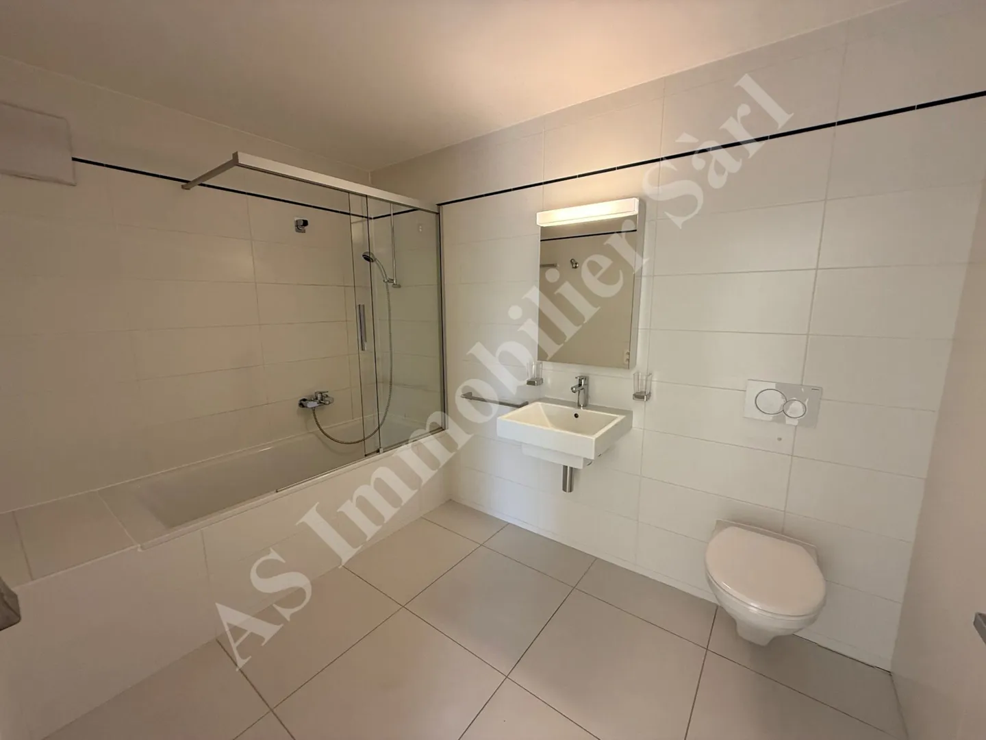 Magnificent 2.5-room apartment with 56 m2 and terrace - Photo 8 of 12