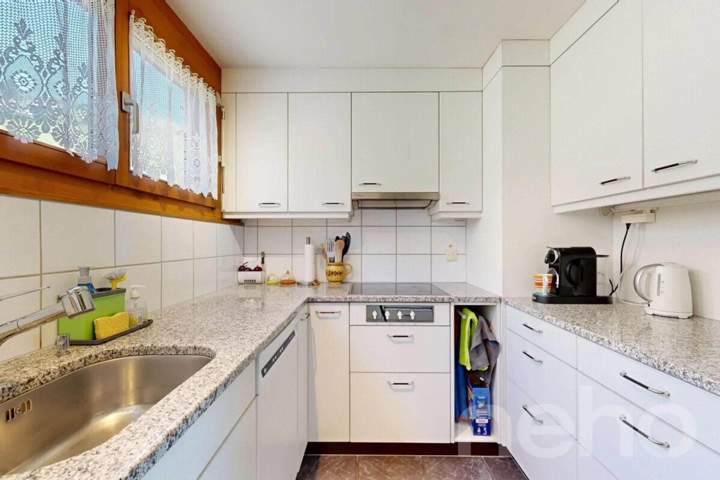 Attractive Row House in a Quiet Location - Photo 10 of 12