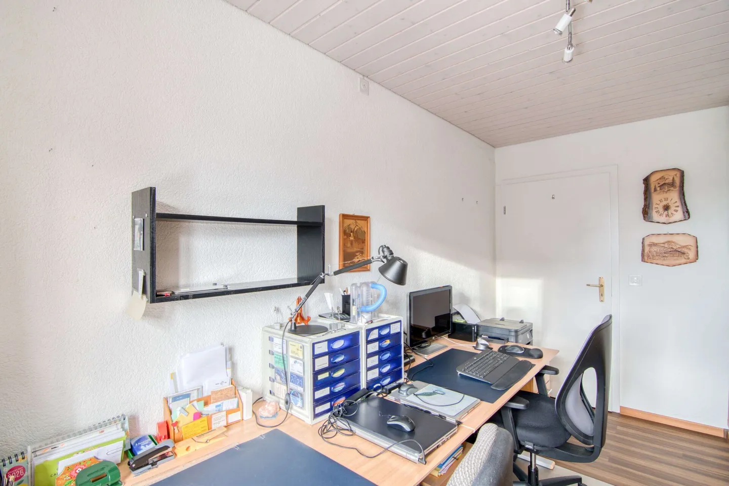 Familienfreundliches 6-Zimmer-Reiheneckhaus mit sonniger Ausrichtung und viel Freiraum für Leben, Arbeiten und Spielen - Photo 16 of 34