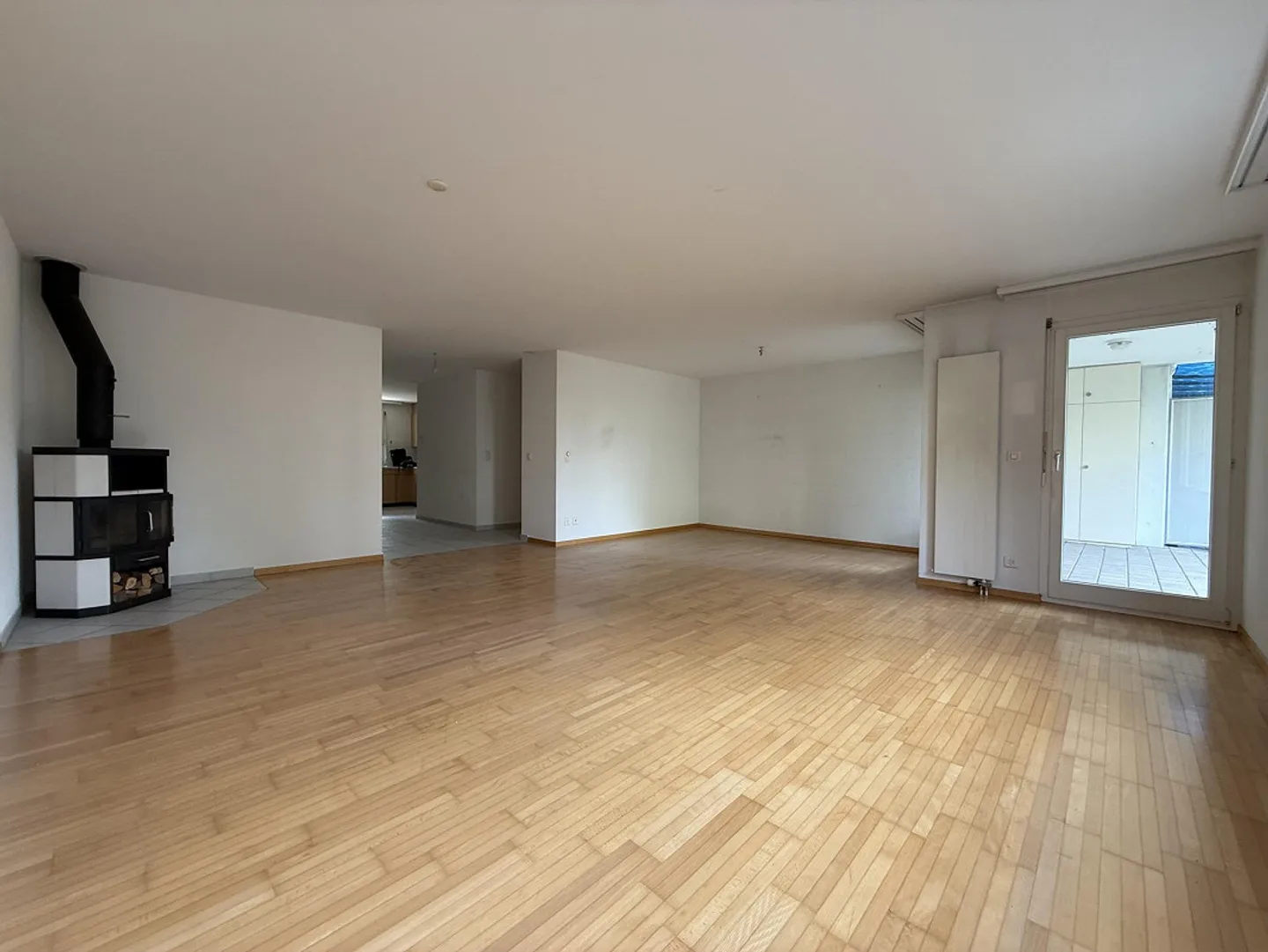 Charmante 3.5-Zimmer-Erdgeschosswohnung mit Gartensitzplatz - Photo 10 of 17