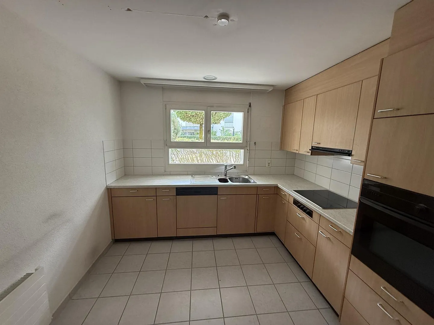 Charmante 3.5-Zimmer-Erdgeschosswohnung mit Gartensitzplatz - Photo 14 of 17