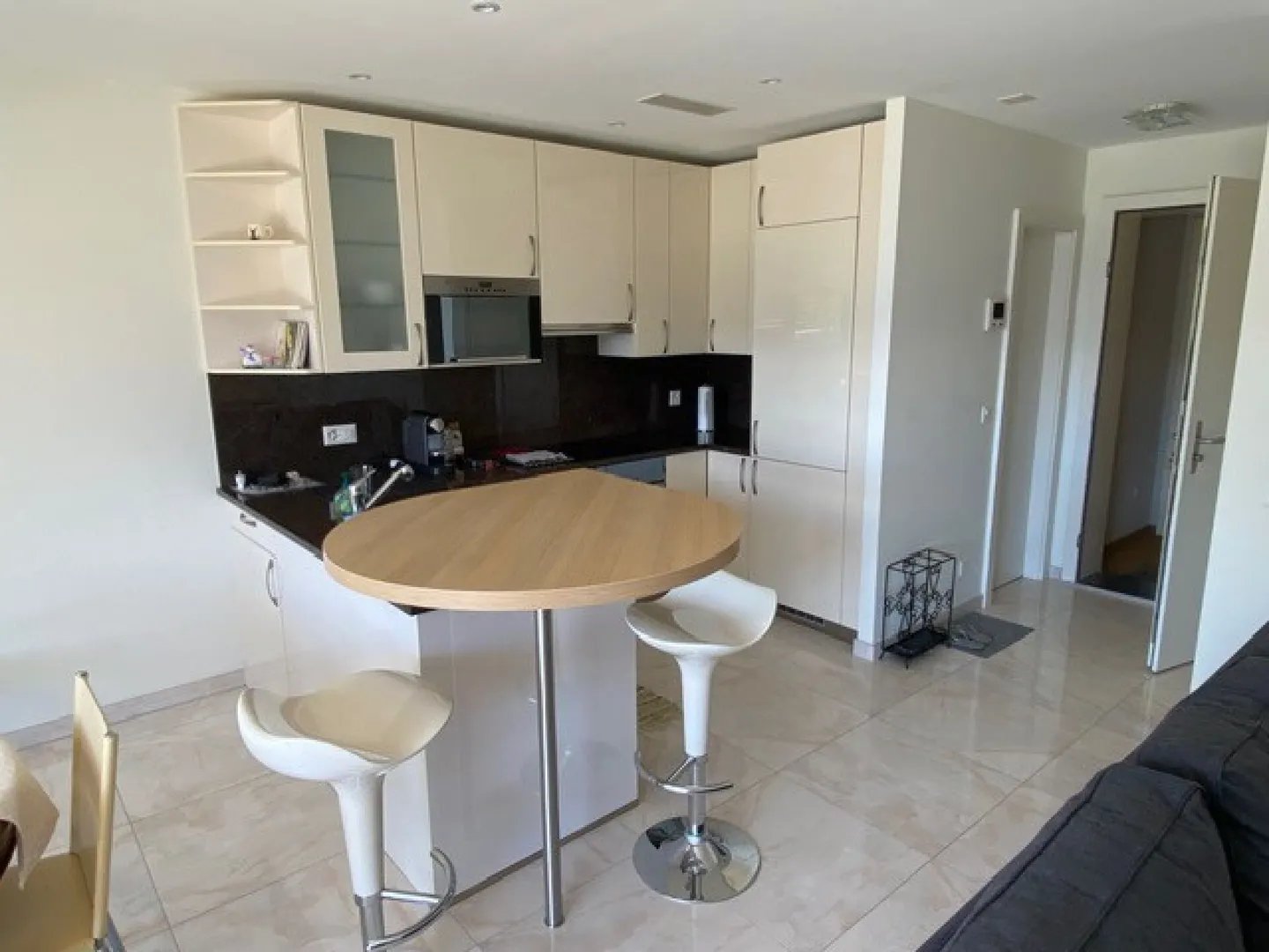 PW - Furnished 2.5 Room Apartment - Photo 3 of 8