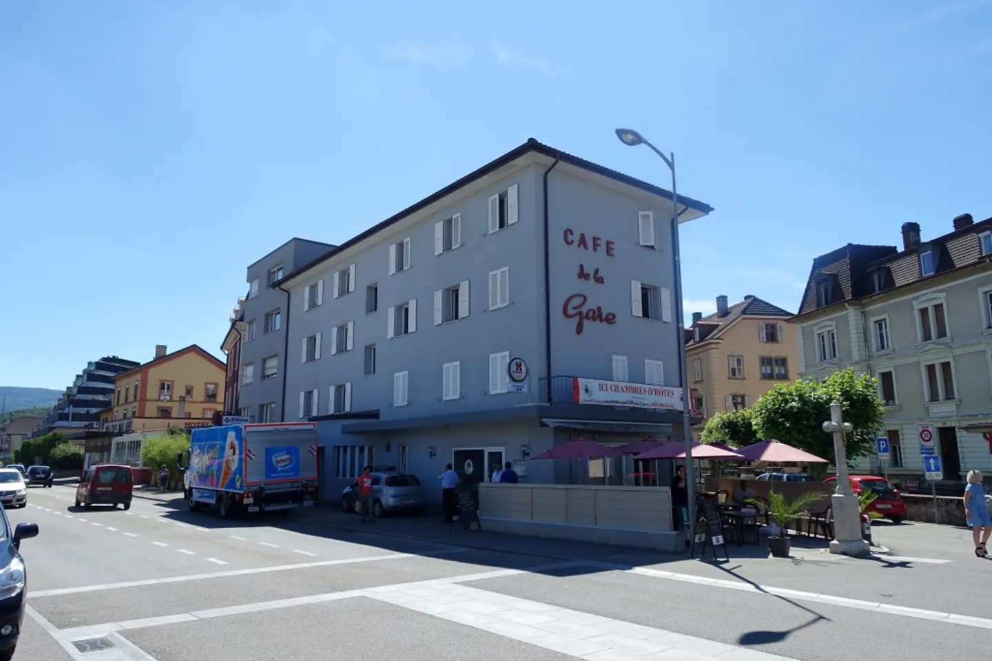 Spazio commerciale di 3 stanze - Foto 1 di 2