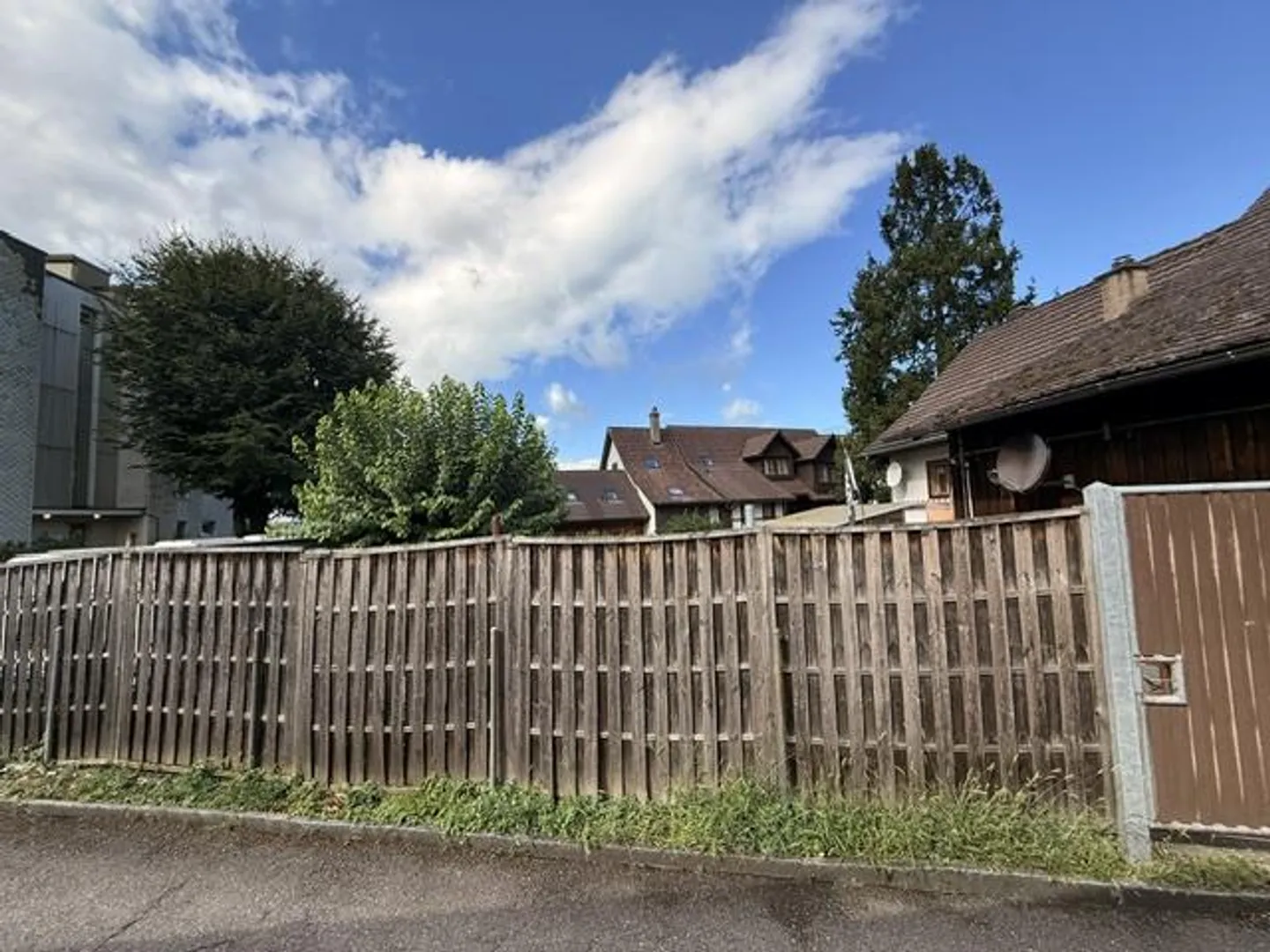 Mehrfamilienhaus mit Potenzial - Foto 3 von 5