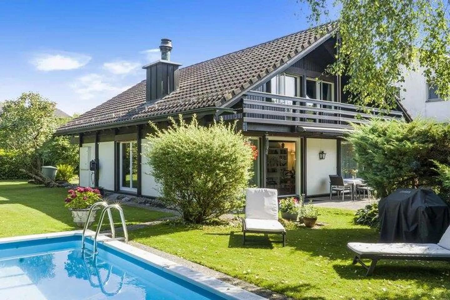 Einfamilienhaus kaufen - Foto 1 von 8