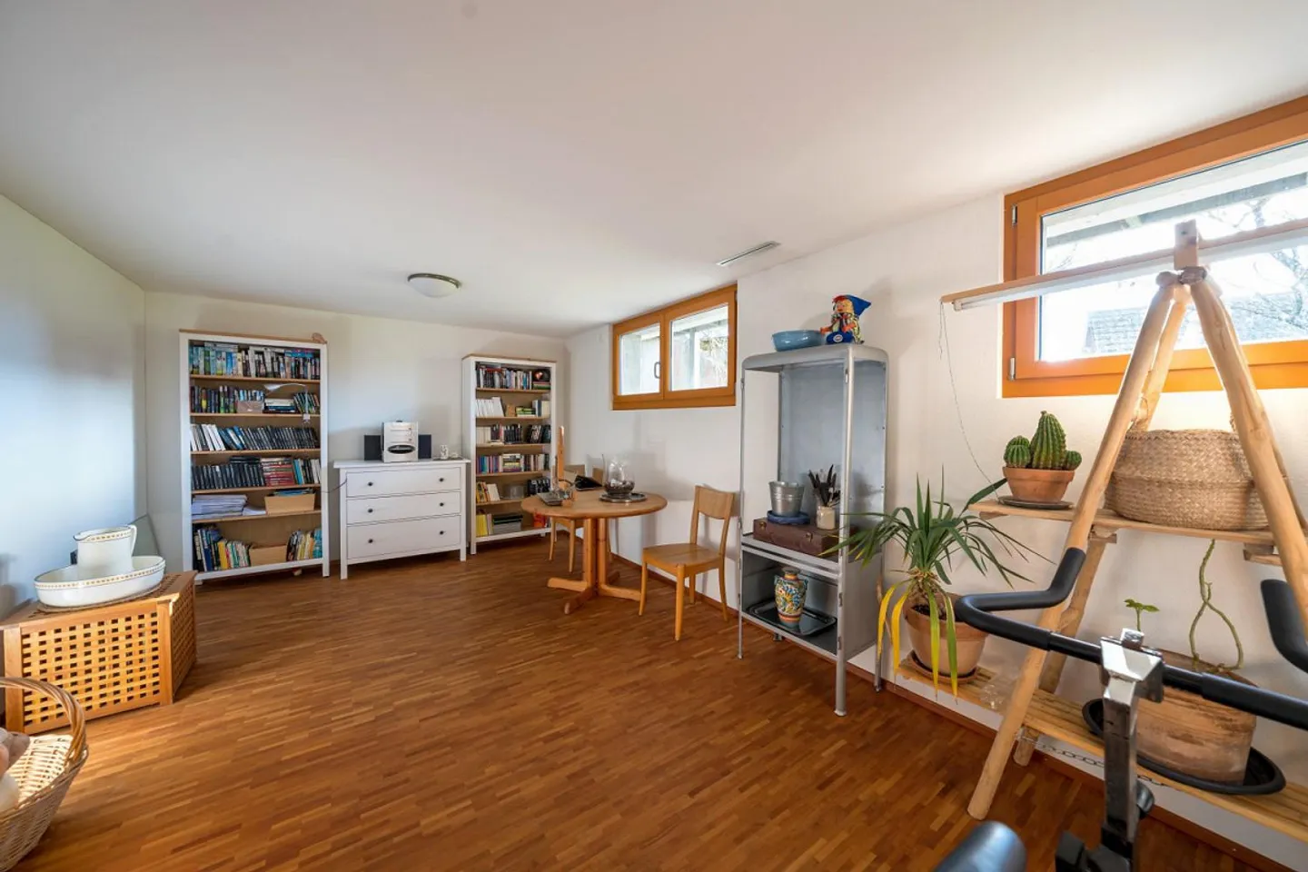 Maison individuelle de 6,5 pièces avec une haute qualité de vie et un grand jardin - Photo 15 sur 18