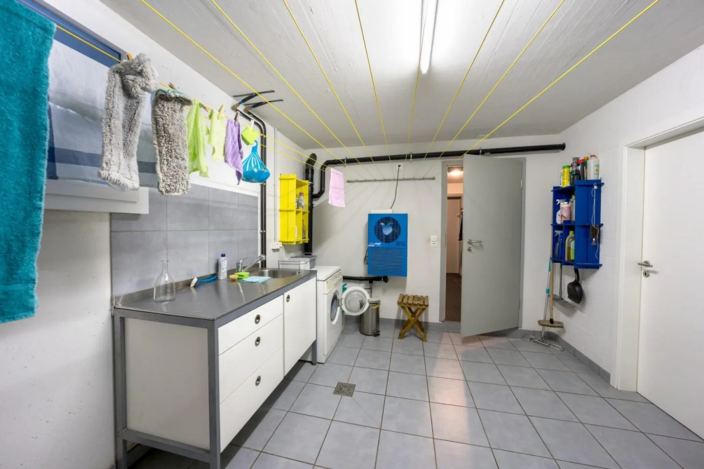 Maison individuelle de 6,5 pièces avec une haute qualité de vie et un grand jardin - Photo 17 sur 18