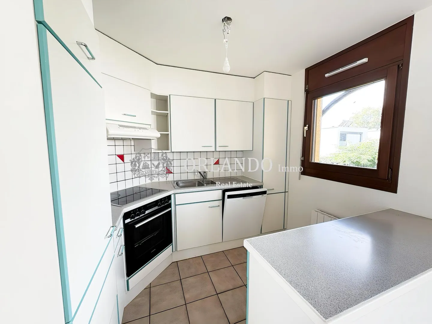 Charming Duplex in a Villa - Photo 4 of 9