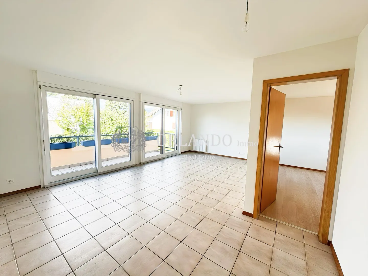 Charming Duplex in a Villa - Photo 5 of 9