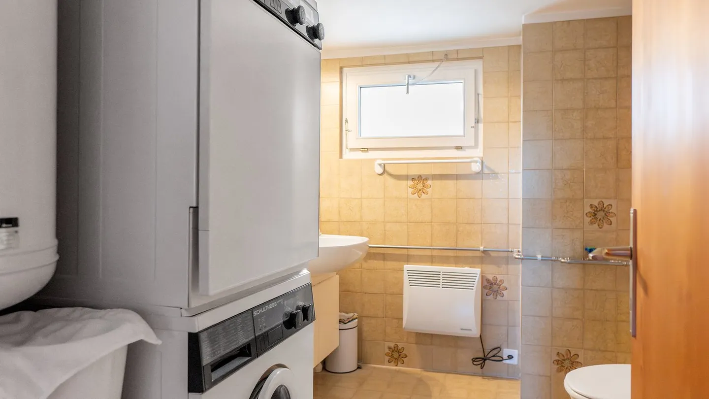 Occasion rare : Bien locatif à Sobrio (Rendement 6,2 %) - Photo 30 sur 35