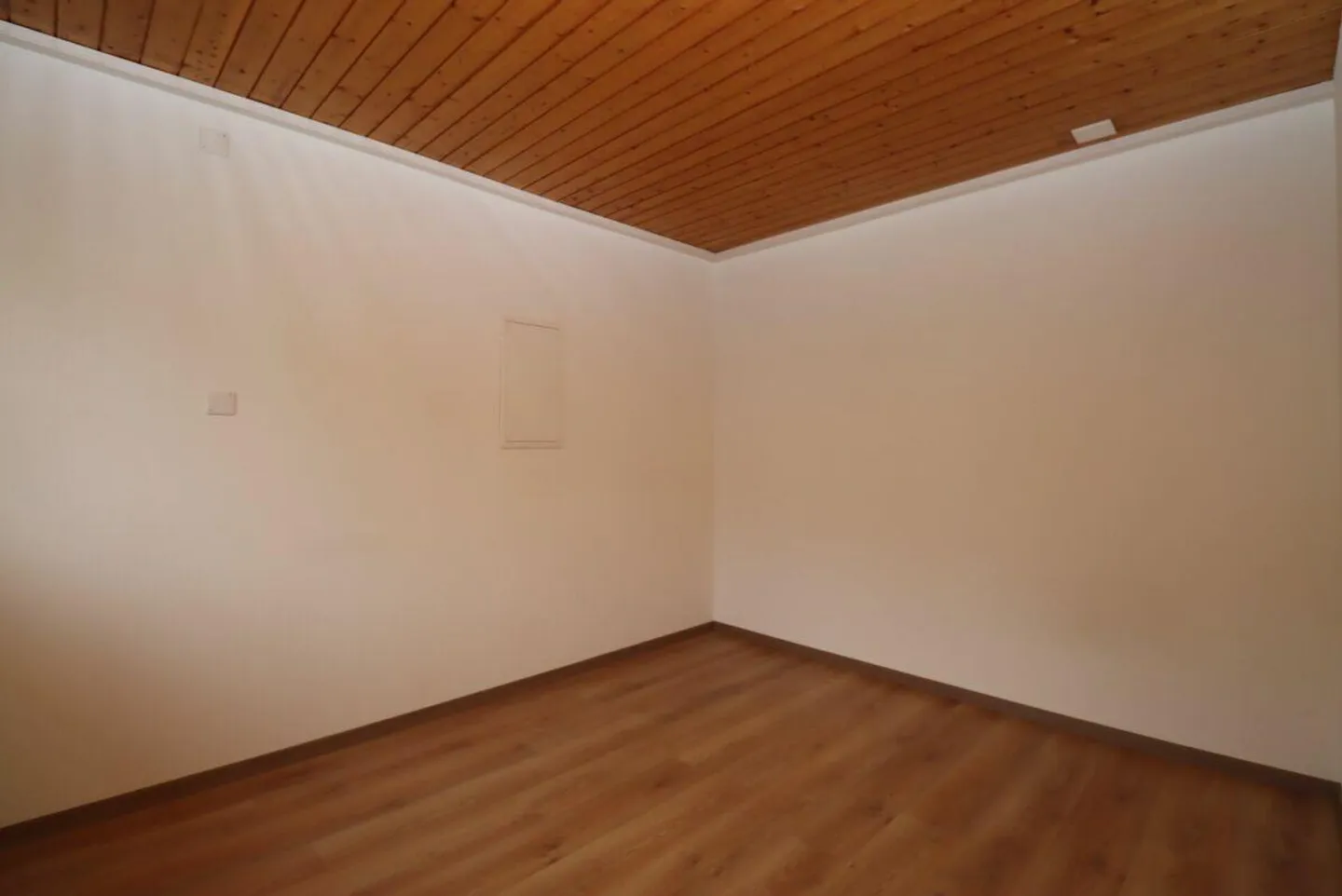 Appartement rénové avec vue sur le lac - Photo 5 sur 5