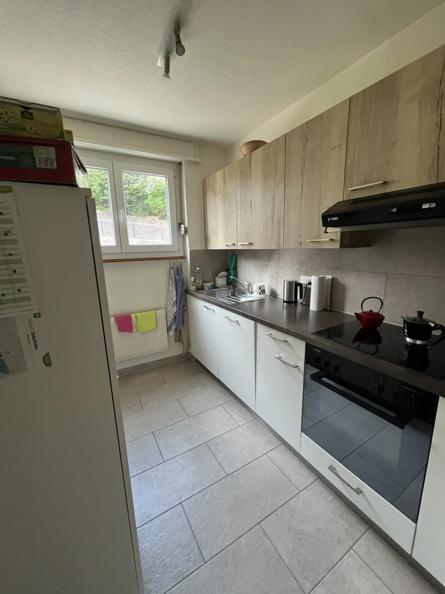 Apartment with 3 Rooms and Balcony - Photo 3 of 8