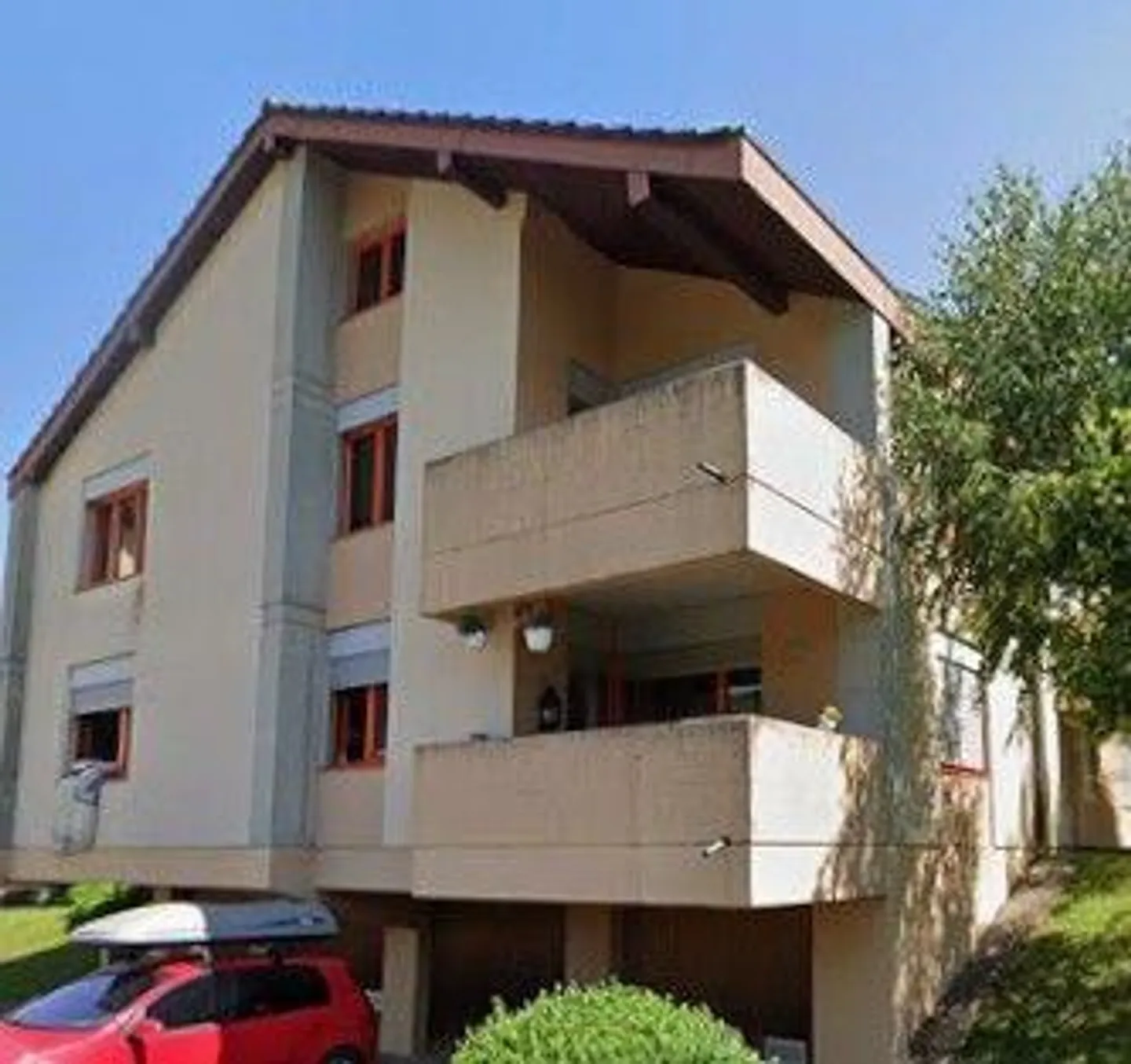Casa plurifamiliare con 6 appartamenti - Foto 4 di 13